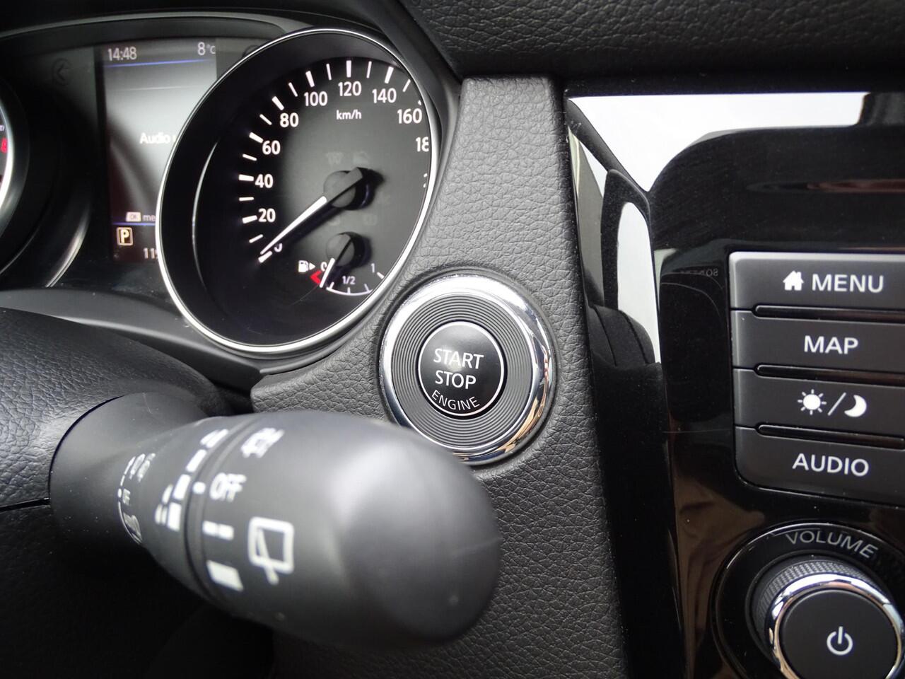 Nissan QASHQAI 1.3 DIG-T N-Connecta AUTOMAAT | PANORAMA DAK | FULL LED PAKKET | WINTER PAKKET | STOELVERWARMING | NAVIAGTIE | ACHTERUIT RIJ CAMERA | AFNEEMBARE TREKHAAK | AIRCO/ECC |