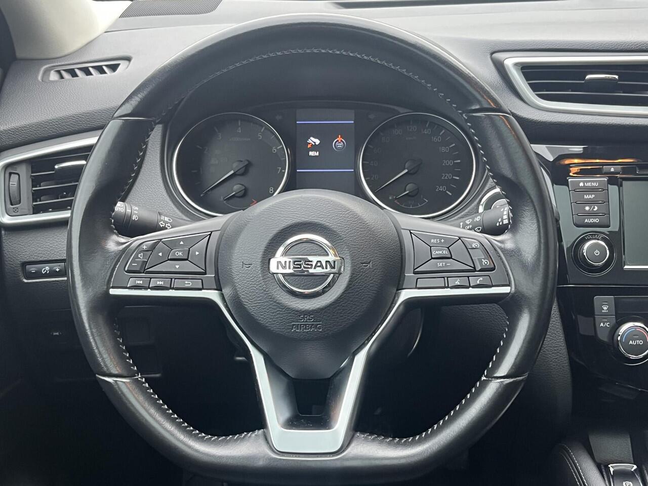 Nissan QASHQAI 1.3 DIG-T Tekna / Trekhaak (1500kg) / Stoelverwarming / Panoramadak / Cruise Control / Climate Control / Rondzichtcamera / Apple Carplay & Android Auto / Keyless Start + Entry /