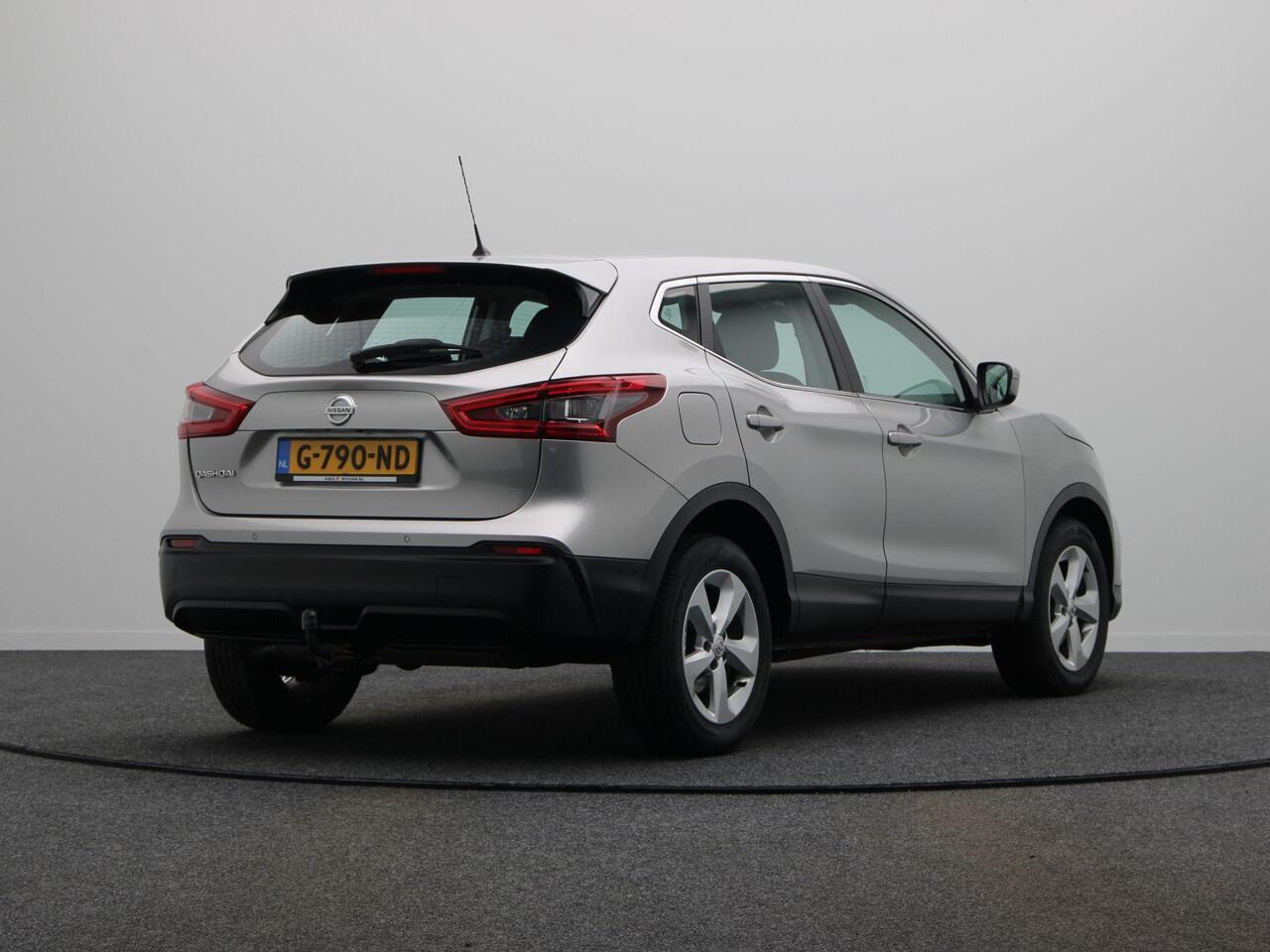 Nissan QASHQAI 158pk DIG-T Acenta | Trekhaak | Automaat | Apple Carplay & Android Auto | 1500kg trekgewicht |