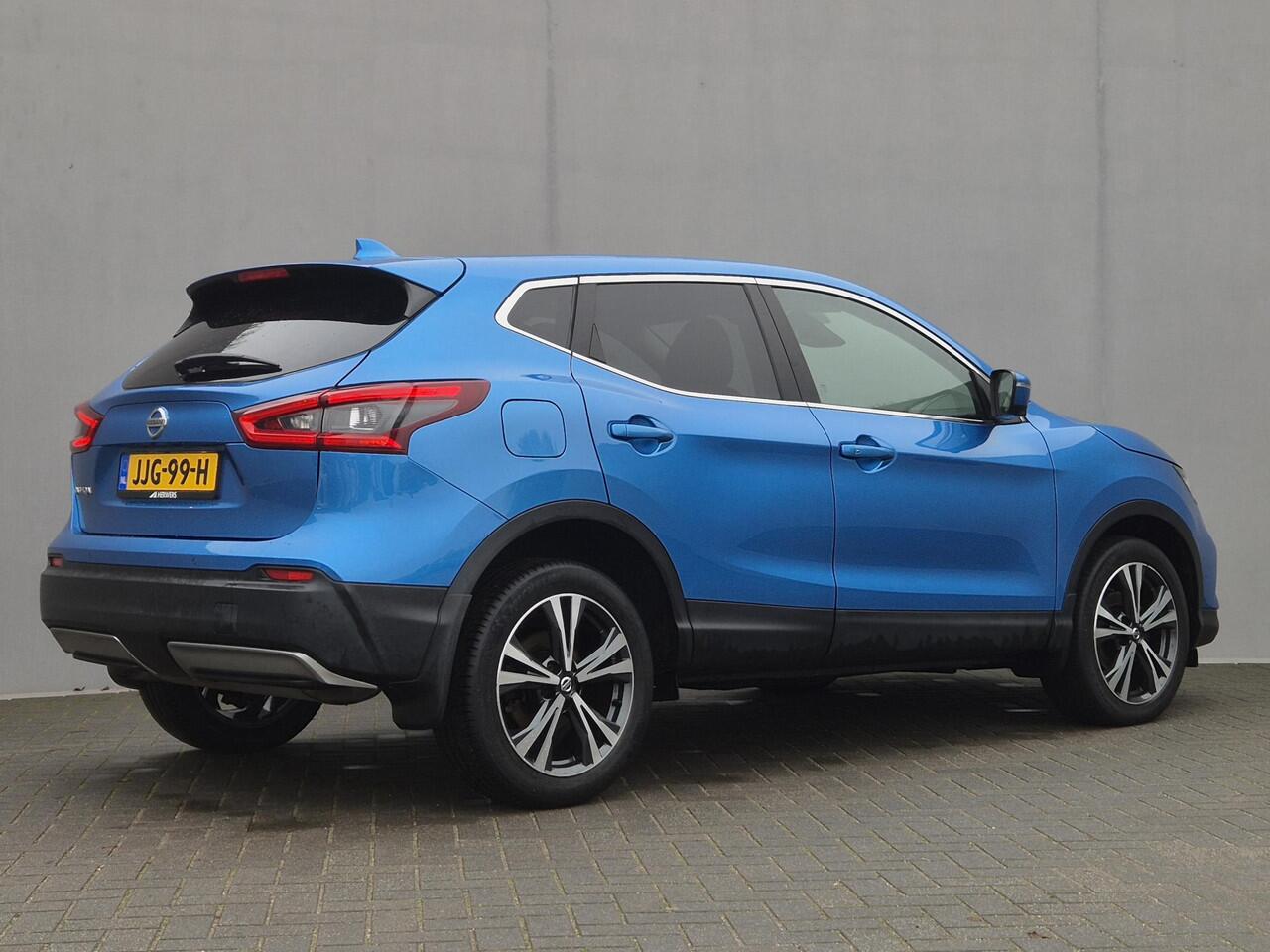Nissan QASHQAI 1.3 DIG-T N-Connecta Automaat / Comfort Pack / Trekgewicht 1500 Kg / Rondomzicht camera / Adaptief CC / Apple Carplay Android Auto / Voorstoelen verwarmd / Keyless Entry/Start / Voorruit verwarming /