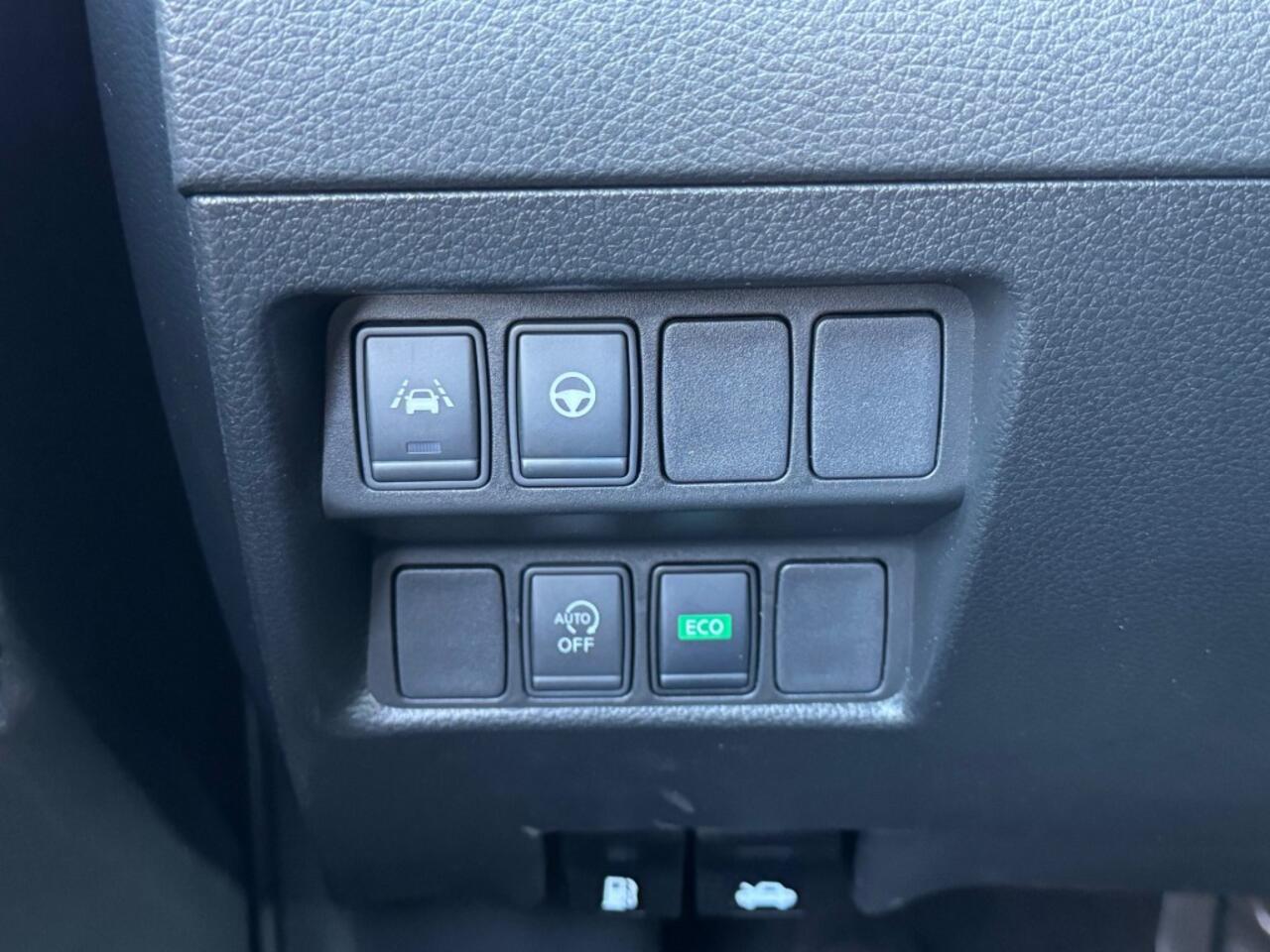 Nissan QASHQAI 1.3 DIG-T Tekna - Adaptive cruise - LED - 360 camera - 21