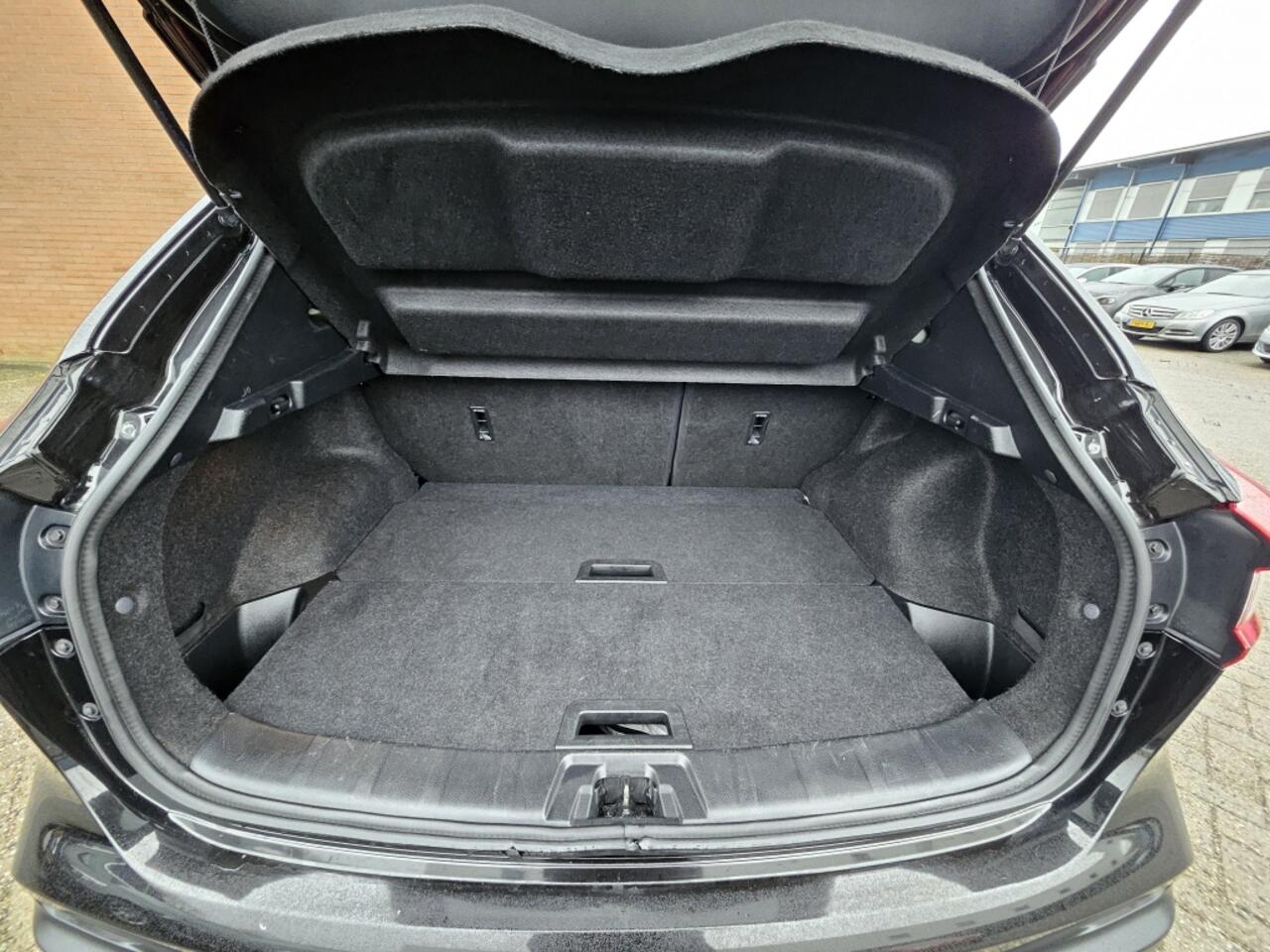 Nissan QASHQAI 1.2 Tekna + Panoramadak Half Leder Navigatie 19" Velgen