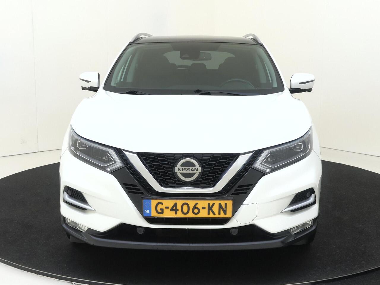 Nissan QASHQAI 1.3 DIG-T Tekna | Panorama dak | Stoelverwarming | 360 Camera | Trekhaak