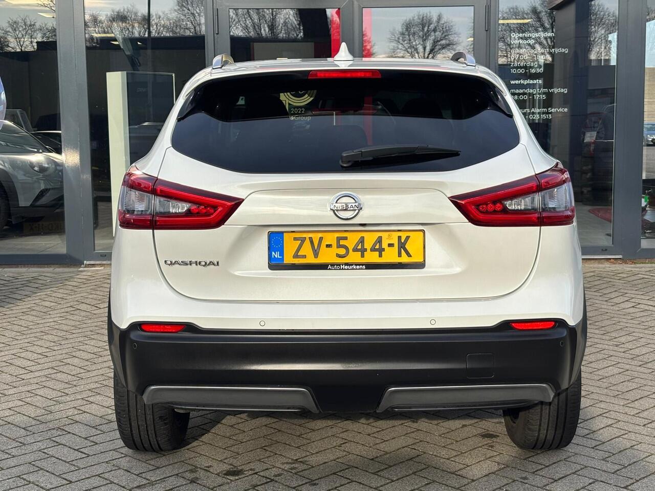 Nissan QASHQAI DIG-T 160 DCT N-Connecta | AUTOMAAT | PANORAMADAK | RONDOMZICHT CAMERA | LED KOPLAMPEN |