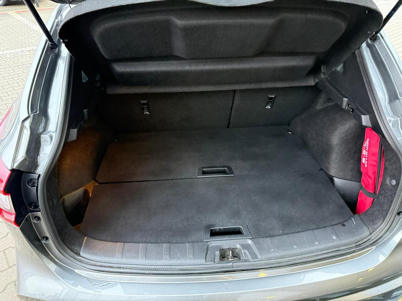 Nissan QASHQAI 1.3 DIG-T Tekna + *Trekhaak & ACC*