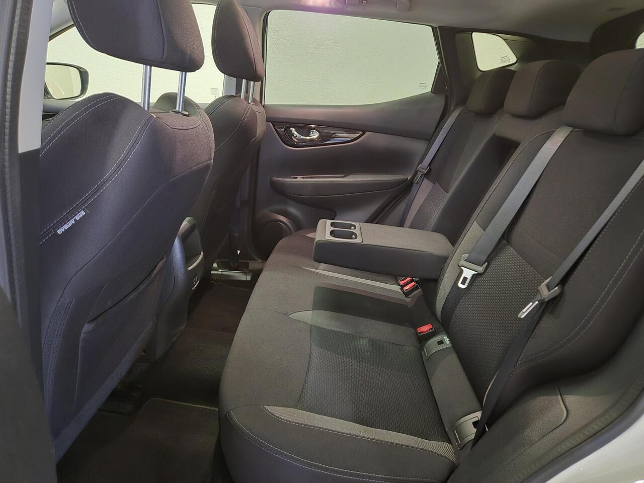 Nissan QASHQAI 1.3 DIG-T N-Connecta | Panoramadak | 360º Camera | Apple Carplay & Android Auto |