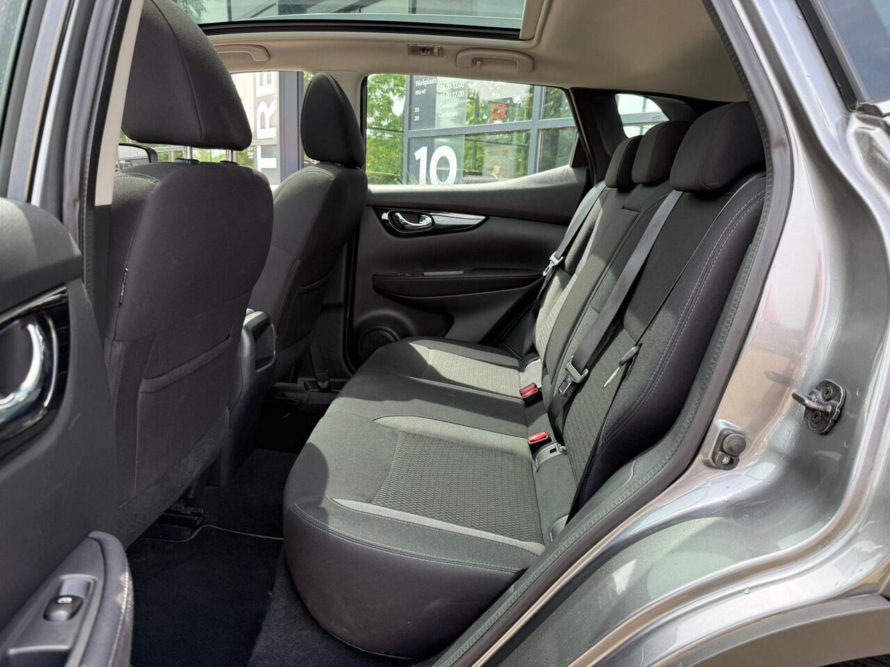 Nissan QASHQAI 1.3 DIG-T Business Edition *Stoelverw & pano*