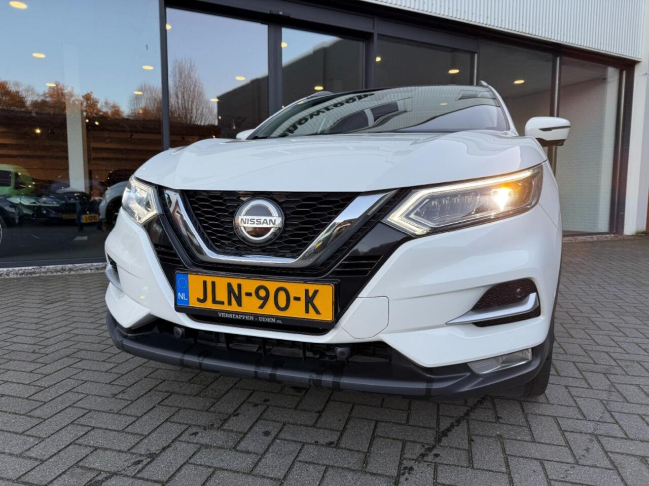 Nissan QASHQAI 1.3 DIG-T Tekna,LED,Pano,Keyless,Carplay,Cam 360,Half Leer,Adapt Cruise,