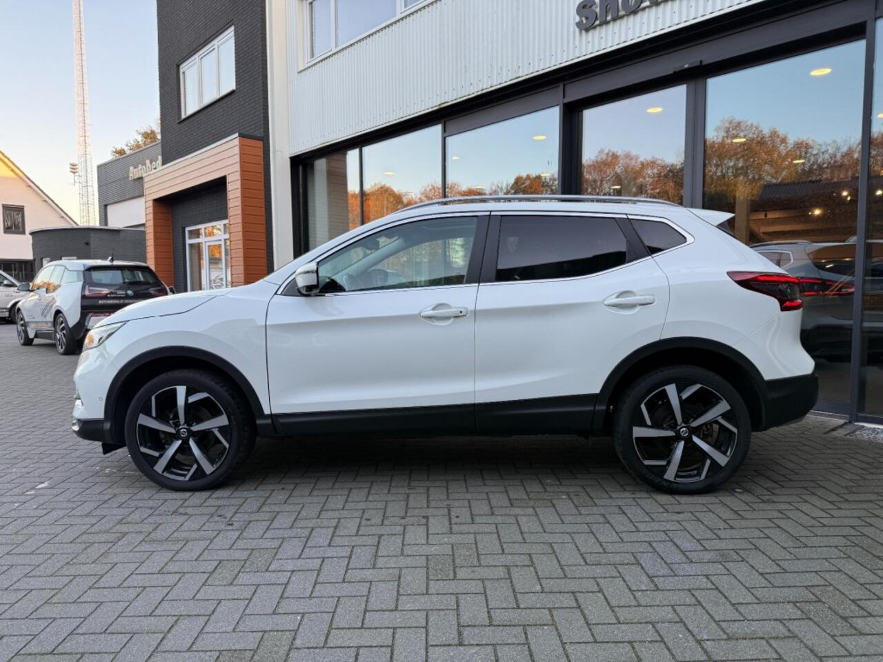 Nissan QASHQAI 1.3 DIG-T Tekna,LED,Pano,Keyless,Carplay,Cam 360,Half Leer,Adapt Cruise,
