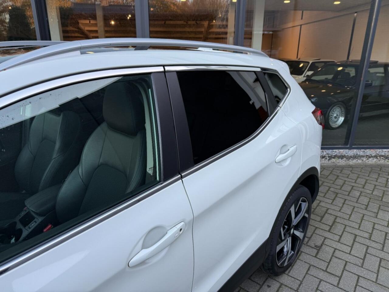 Nissan QASHQAI 1.3 DIG-T Tekna,LED,Pano,Keyless,Carplay,Cam 360,Half Leer,Adapt Cruise,