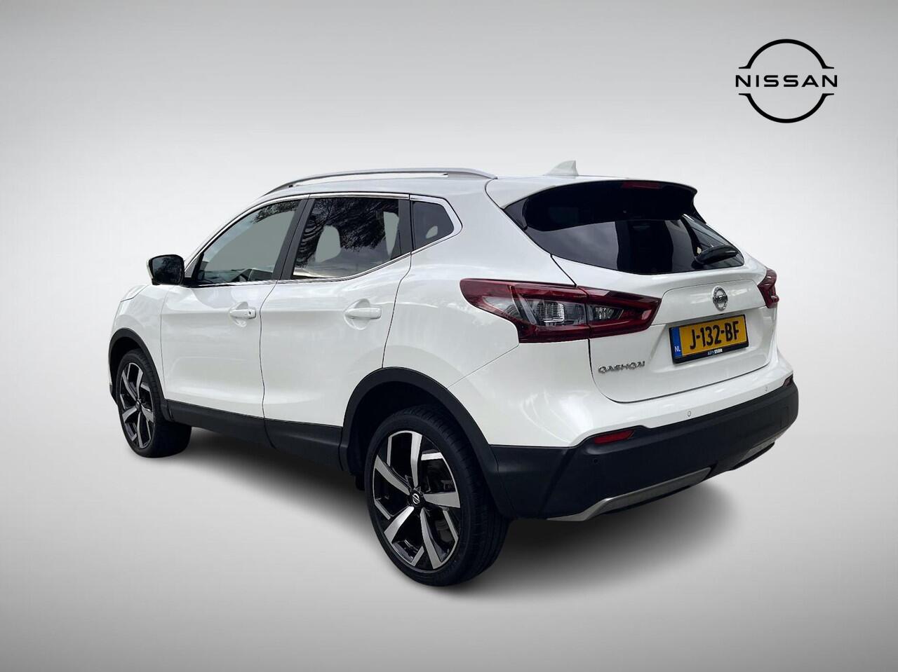 Nissan QASHQAI 1.3 DIG-T N-Connecta Design Pack + 19'' Velgen