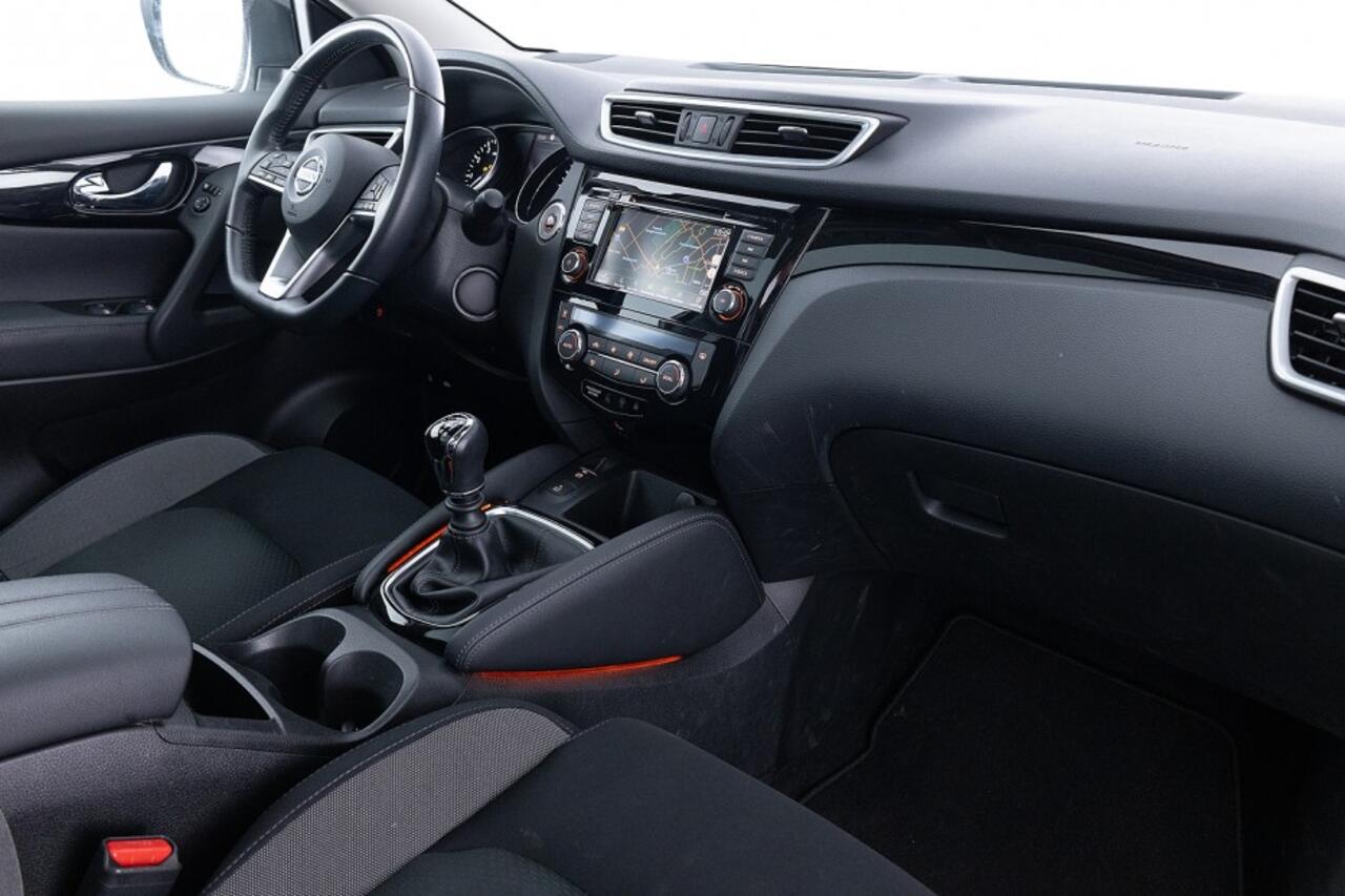 Nissan QASHQAI 1.3 DIG-T N-Connecta | PANORAMADAK | KEYLESS | 360 Camera ? 1e Eigenaar