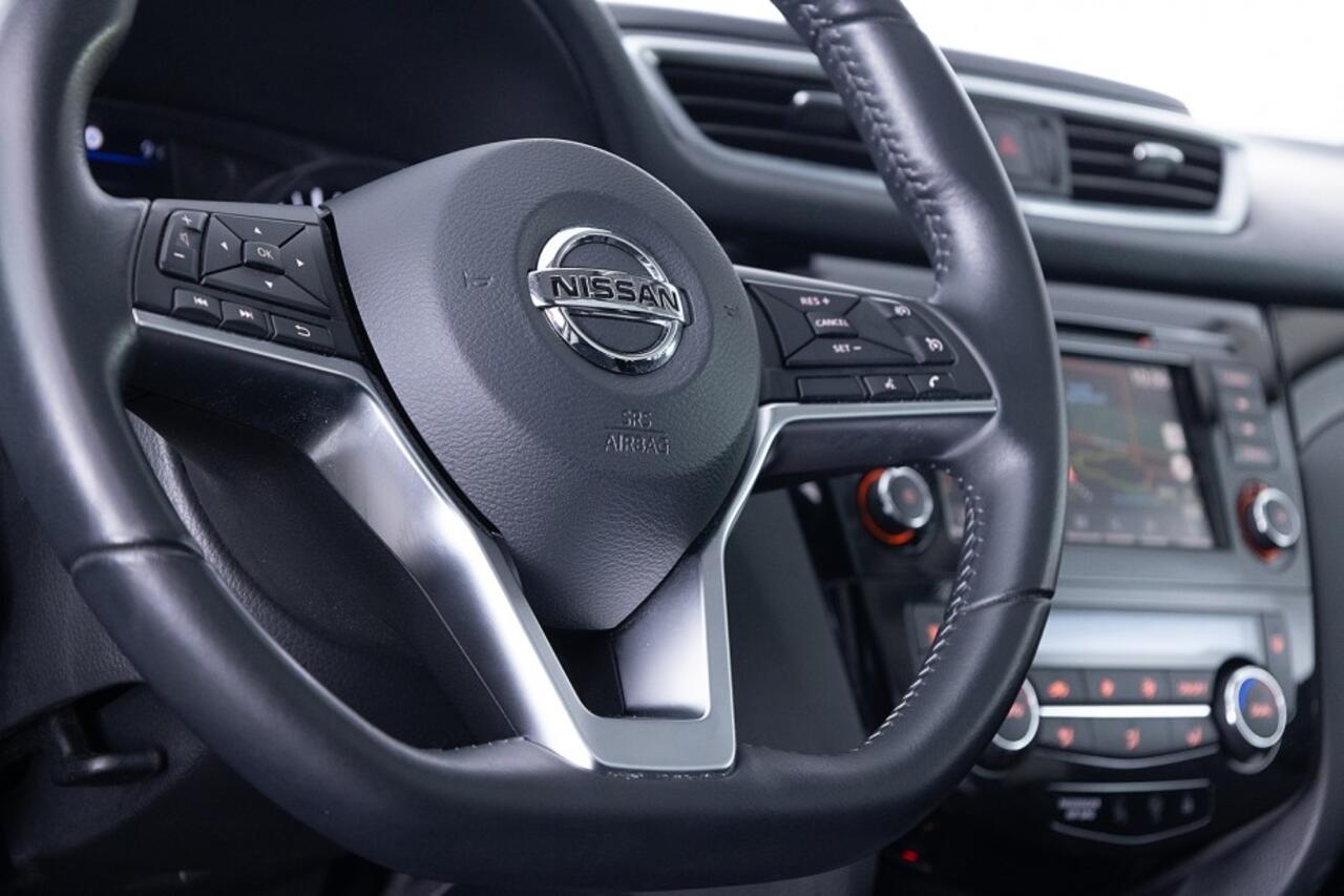 Nissan QASHQAI 1.3 DIG-T N-Connecta | PANORAMADAK | KEYLESS | 360 Camera ? 1e Eigenaar