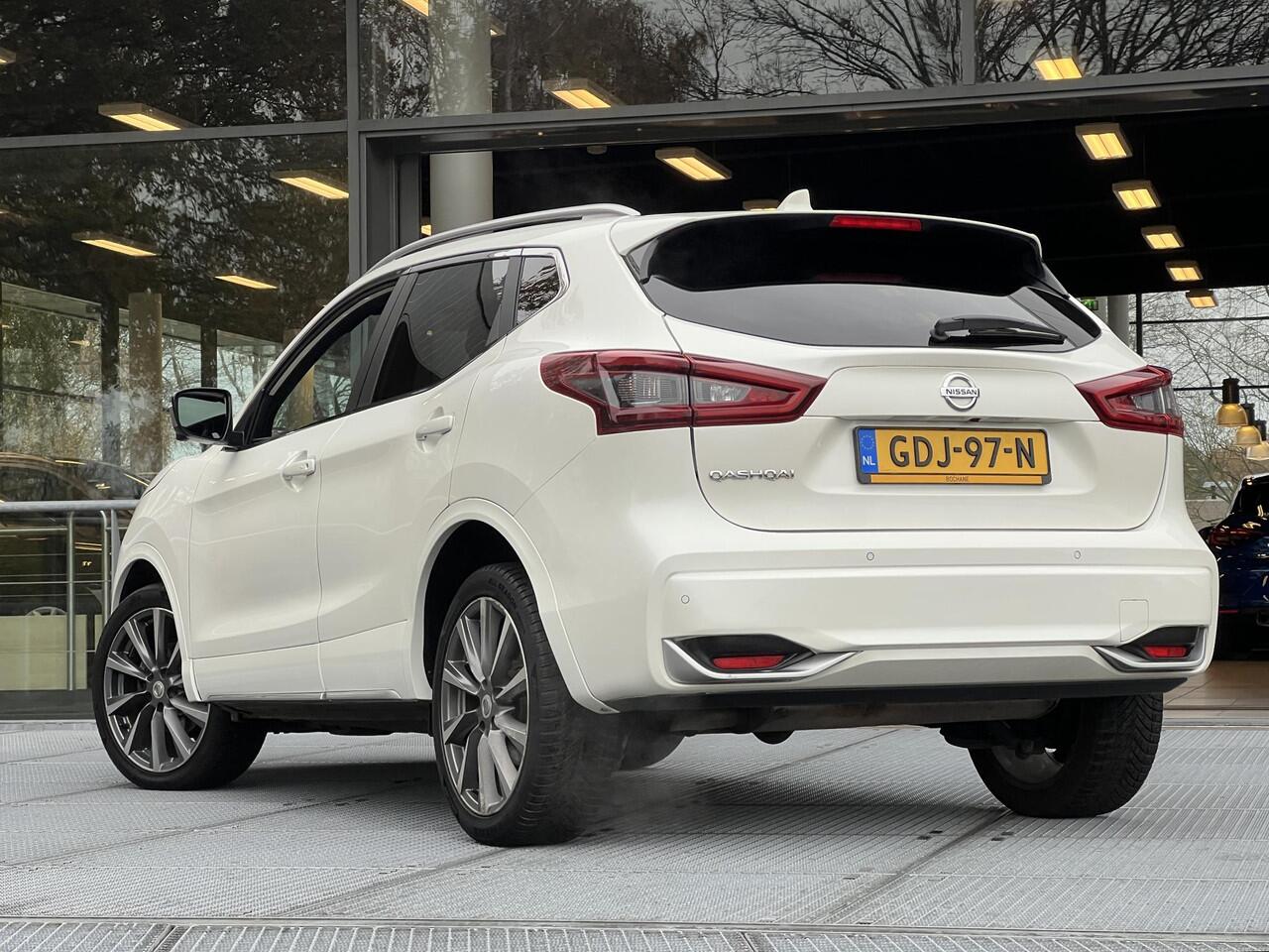 Nissan QASHQAI 1.3 DIG-T Tekna + | Panoramadak | Carplay/Android | Lederen Bekleding | Bose