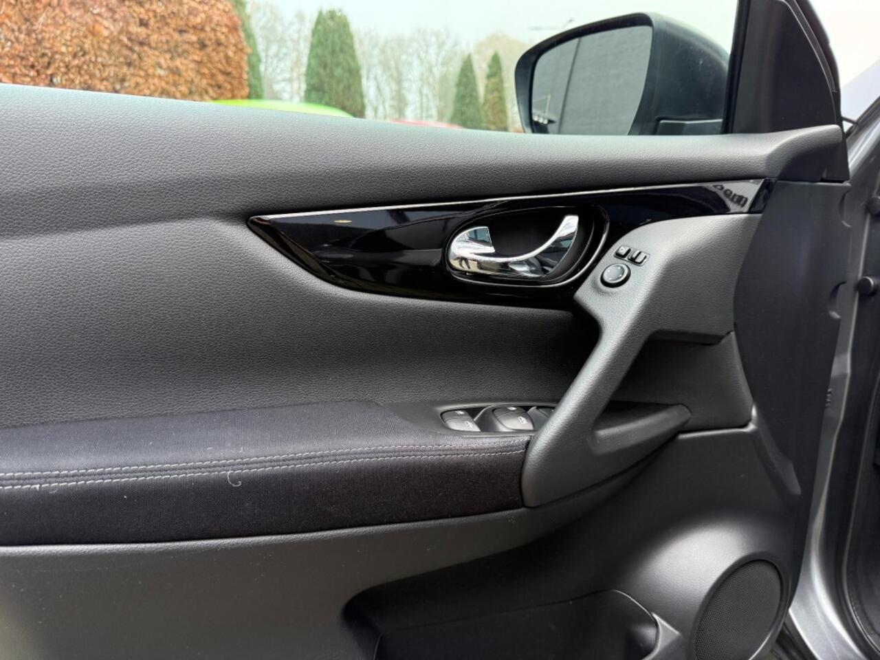 Nissan QASHQAI 1.3 DIG-T Edition 140pk,Panorama,Carplay,Clima,Cruise,Camera,PDC