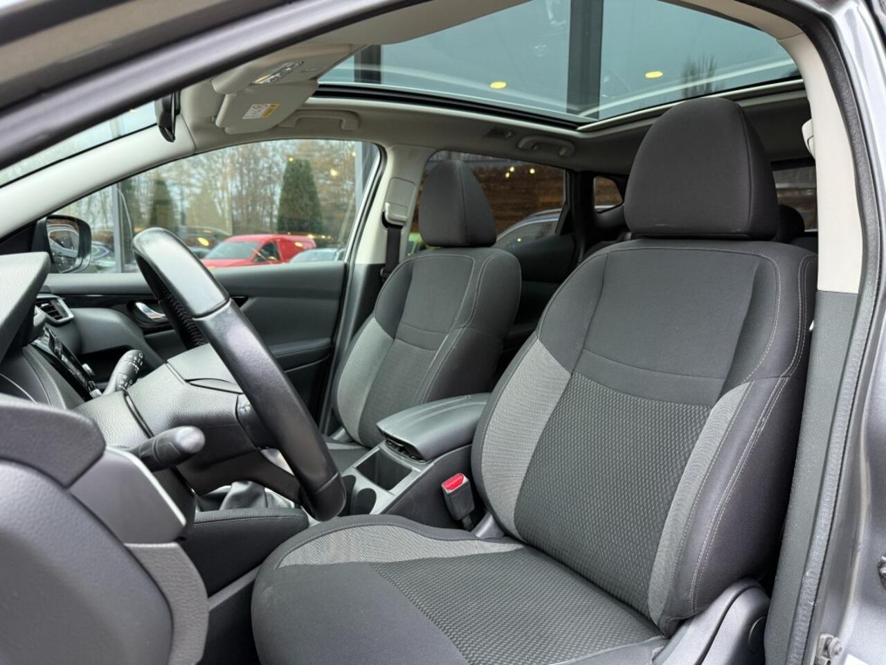 Nissan QASHQAI 1.3 DIG-T Edition 140pk,Panorama,Carplay,Clima,Cruise,Camera,PDC