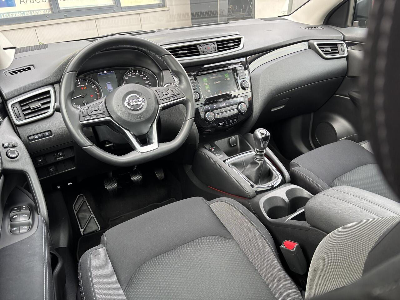 Nissan QASHQAI 1.3 DIG-T N-Connecta Design Pack | Trekhaak | Panoramadak | Apple Carplay/Android Auto | 360° Camera | Keyless Entry | Navigatie | DAB