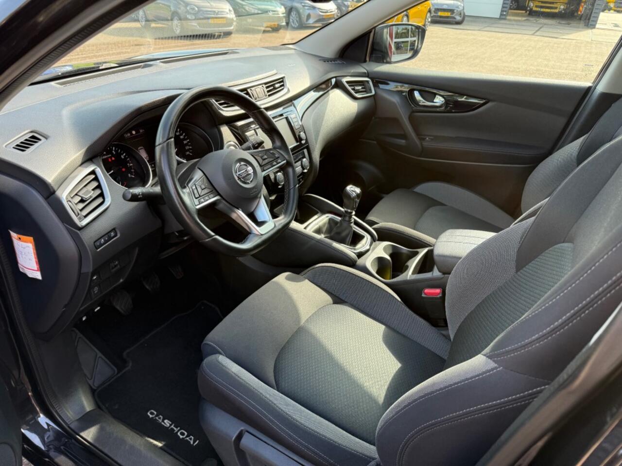 Nissan QASHQAI 1.3 DIG-T 140 PK N-CONNECTA CAMERA/TREKHAAK/NAVIGATIE/CRUISE CONTROL