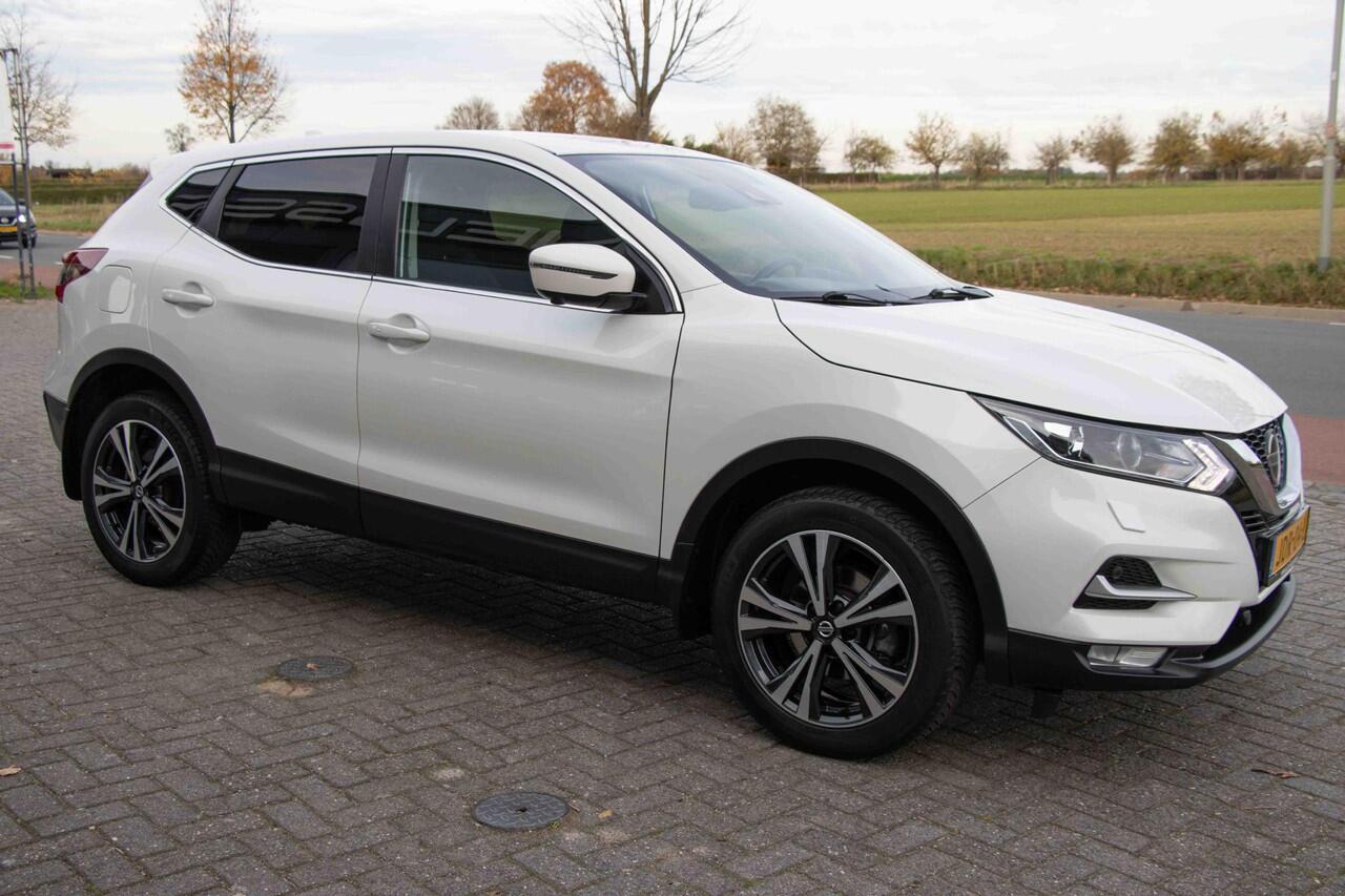 Nissan QASHQAI 1.3 DIG-T N-Connecta