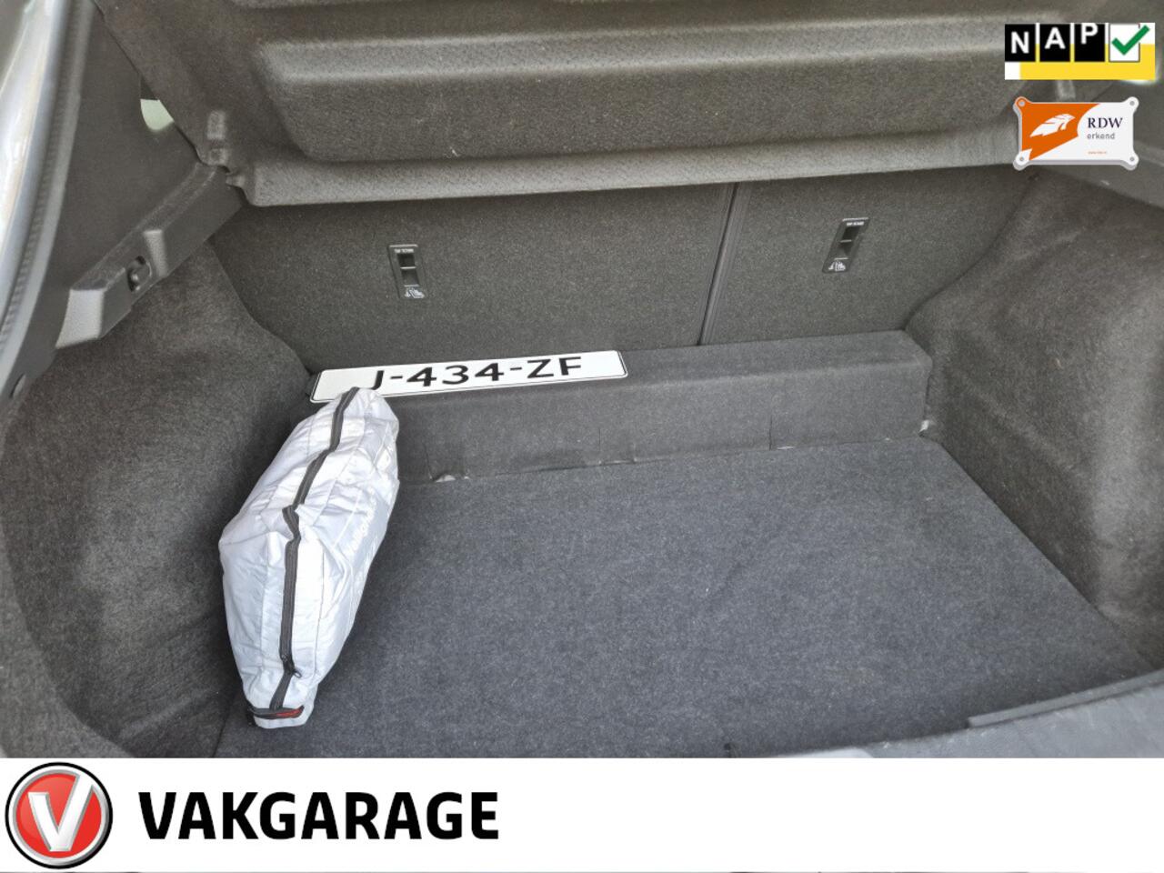 Nissan QASHQAI 1.3 MPV, trekhaak, LM-velgen