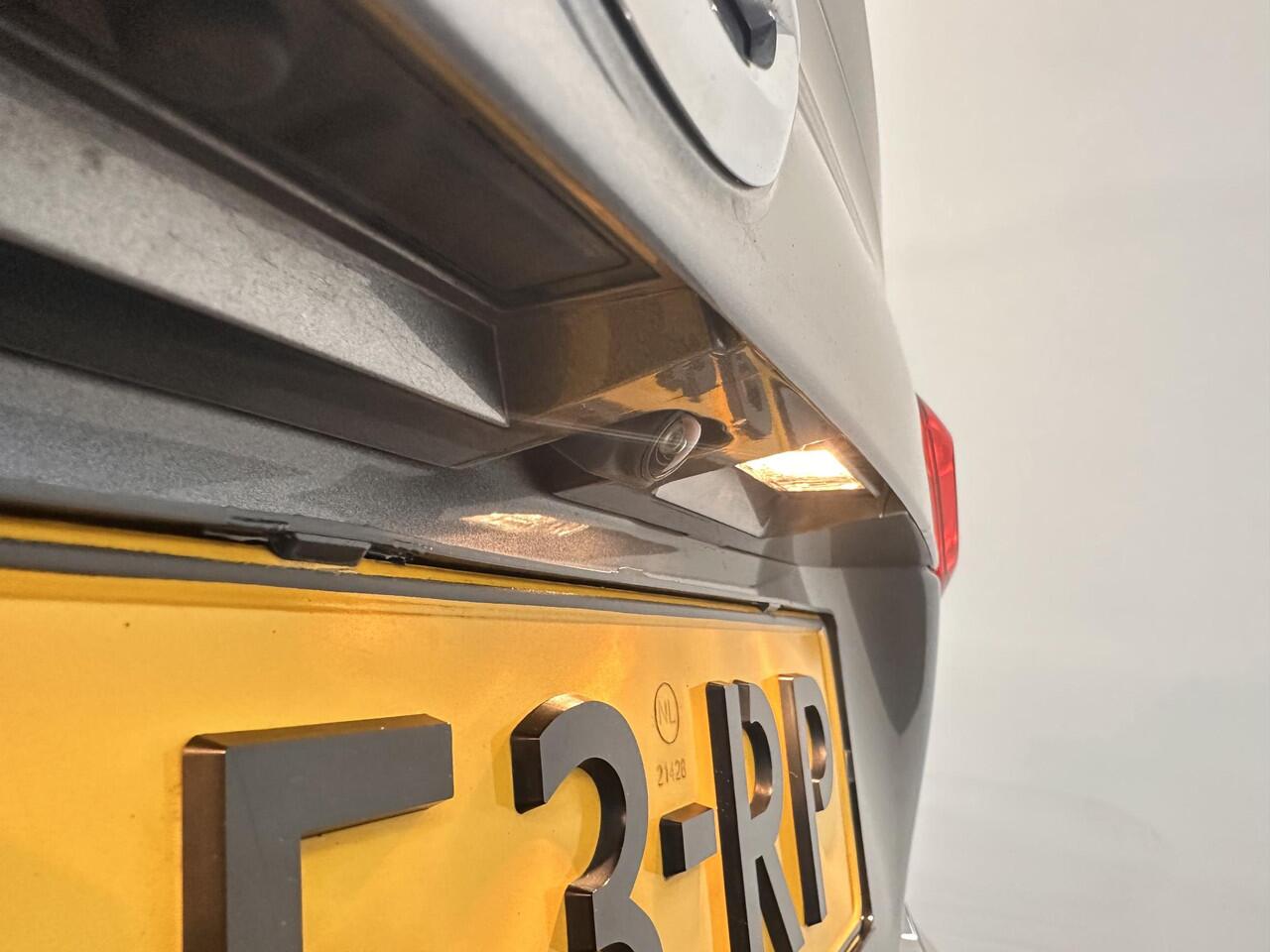 Nissan QASHQAI 1.3 DIG-T N-Connecta Panorama dak PDC VA+ 360 Camera Airco Climatronic Navi Carplay 18" LM Velgen NL Auto