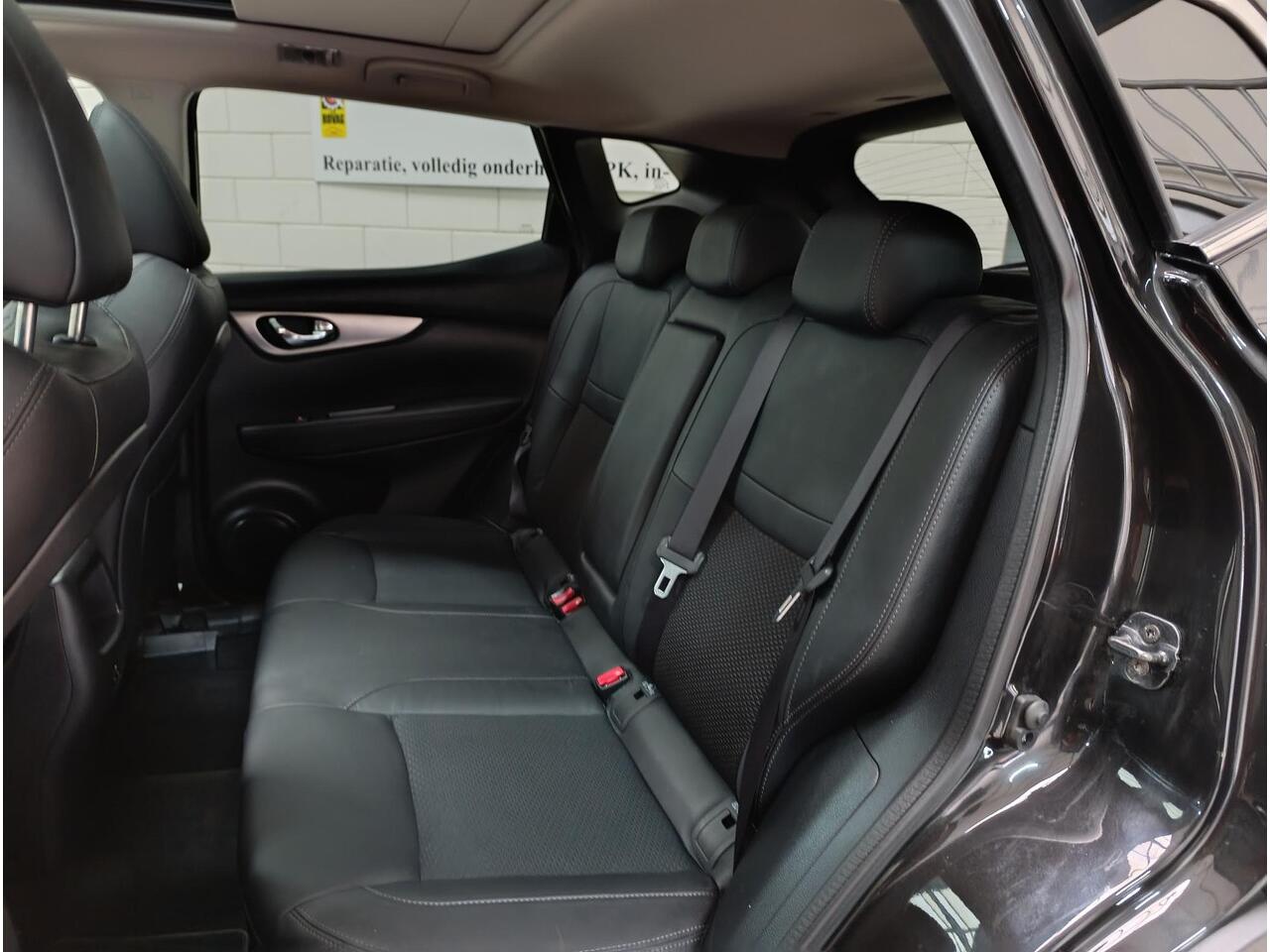 Nissan QASHQAI 1.3 DIG-T Tekna Pano dak| Automaat | 360 Camera | stoelverwarming | parkeer sensoren