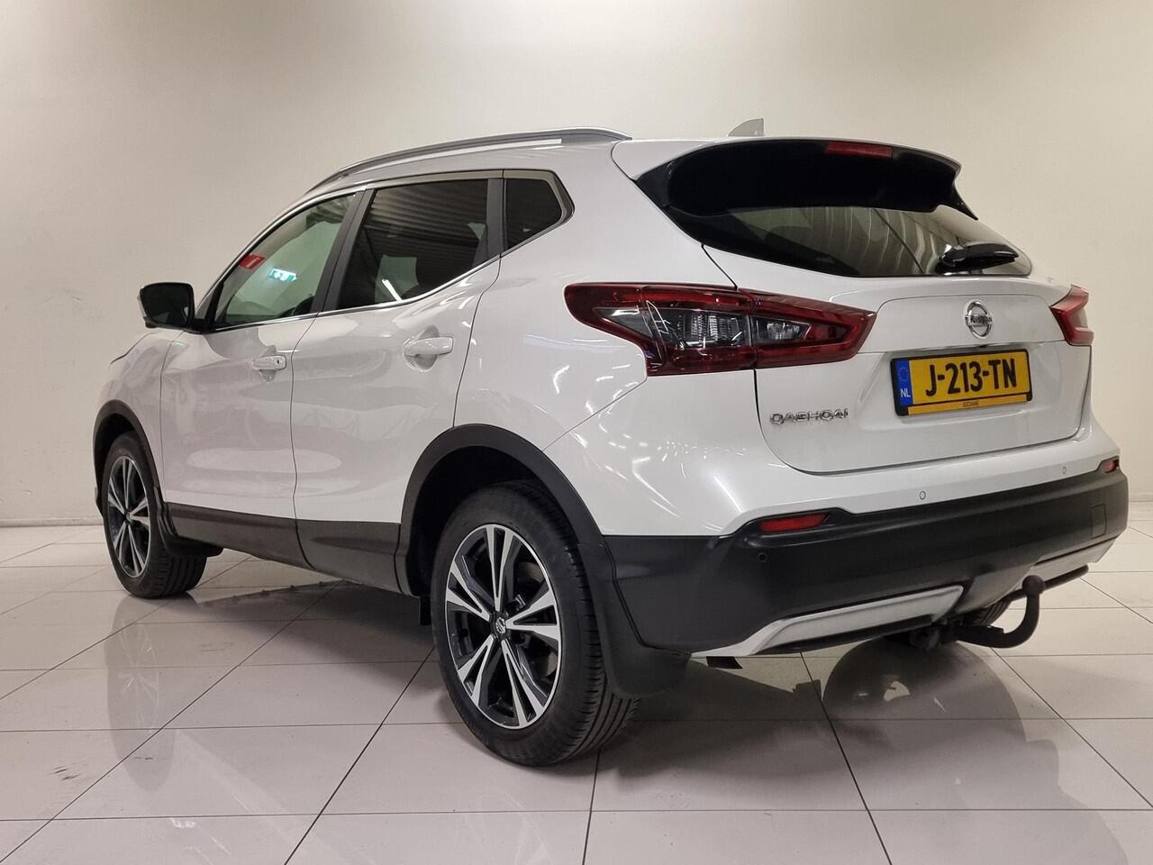 Nissan QASHQAI 1.3 DIG-T N-Connecta | Trekhaak | Navigatie | Stoelverwarming |