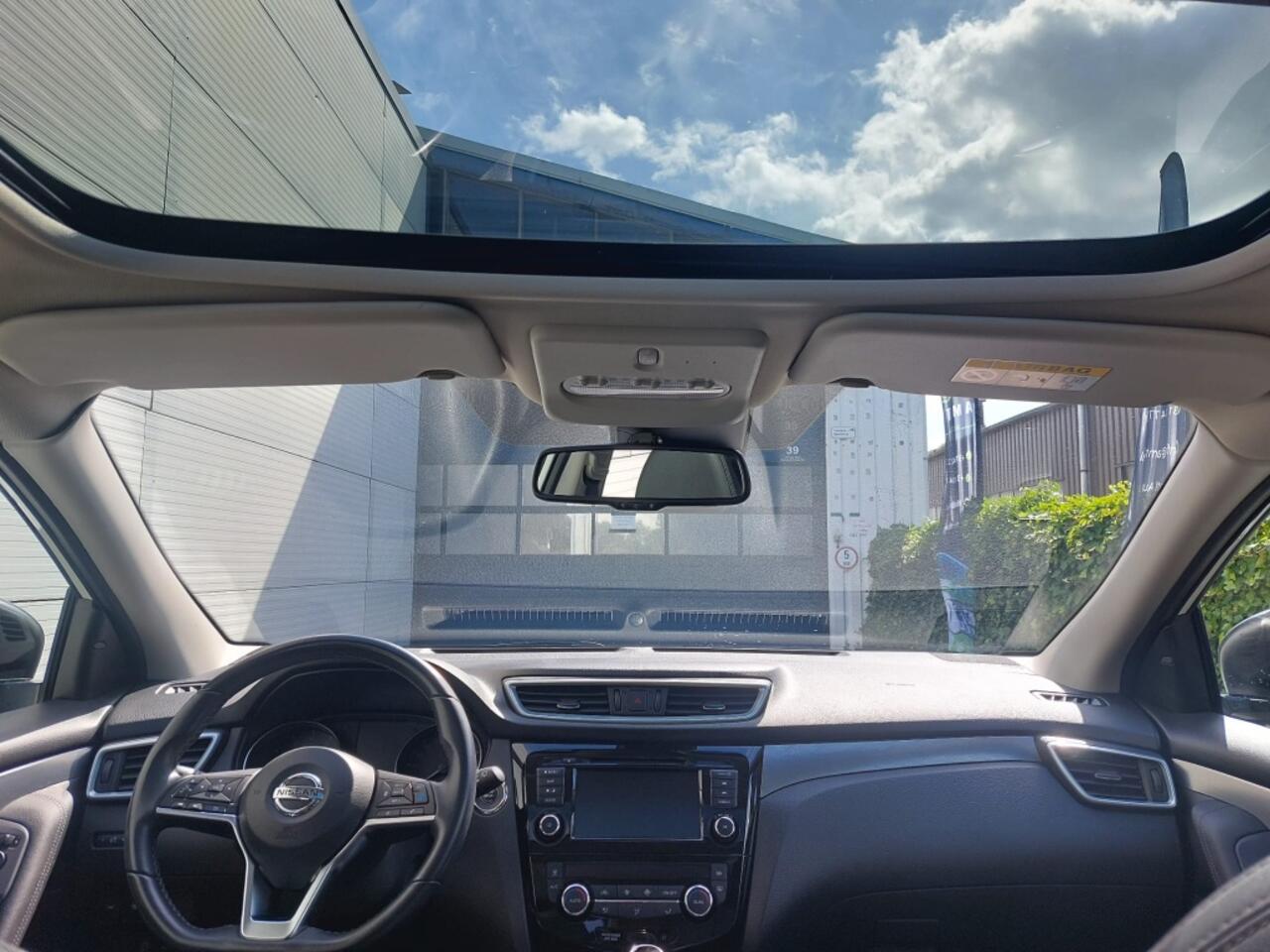 Nissan QASHQAI 1.3 DIG-T Bus. Ed.