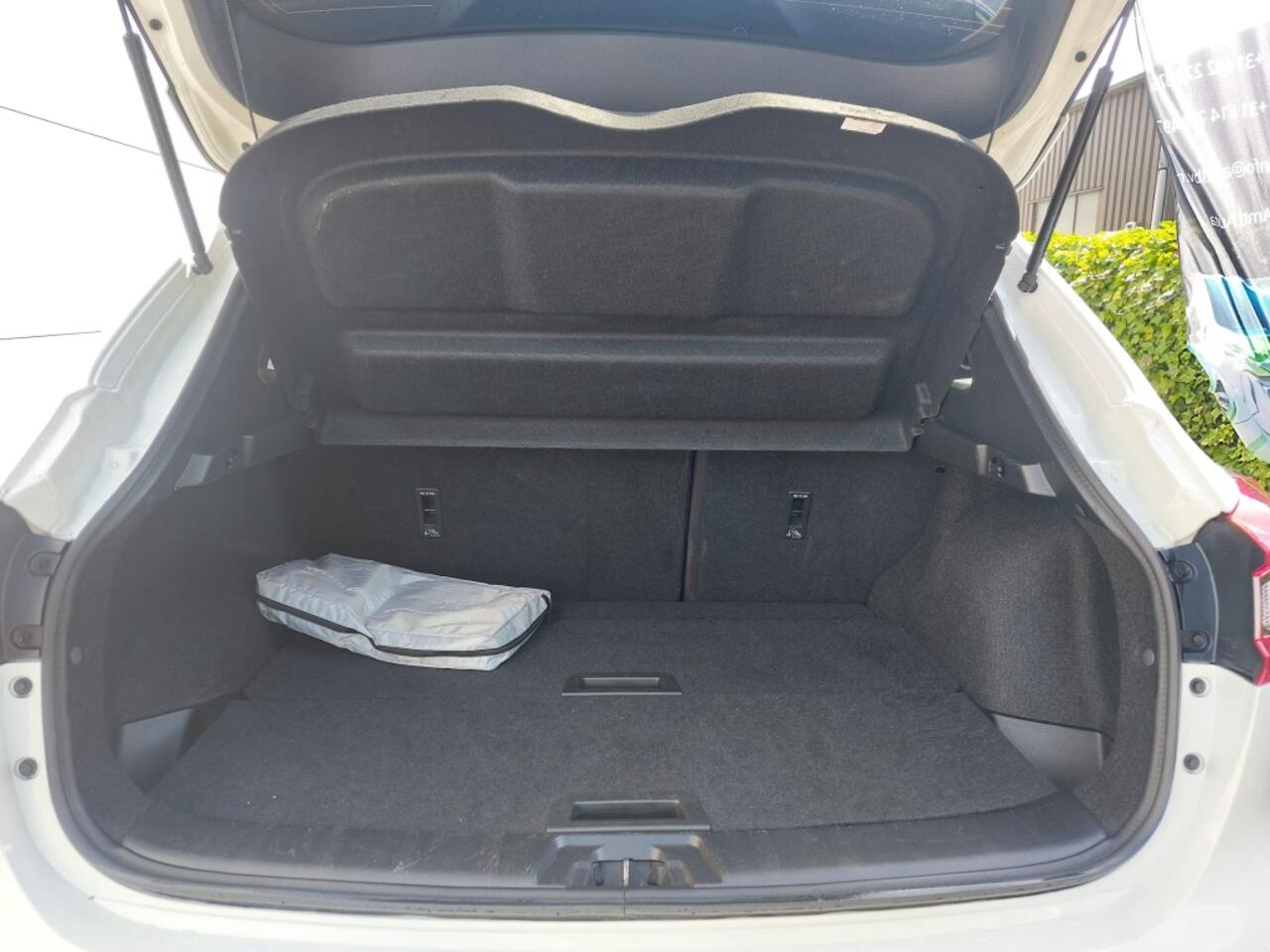 Nissan QASHQAI 1.3 DIG-T Bus. Ed.