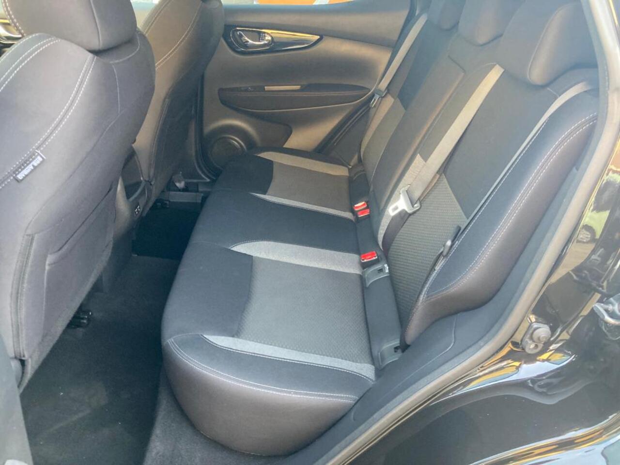 Nissan QASHQAI 1.3 DIG-T Acenta Automaat Navigatie Trekhaak Rijklaar