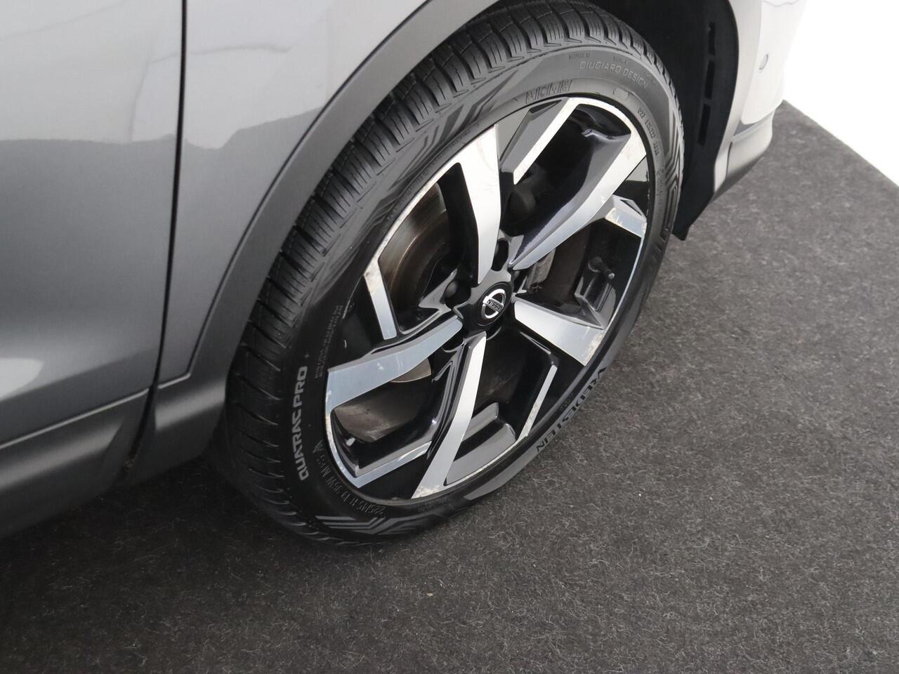 Nissan QASHQAI 1.3 DIG-T Tekna | Trekhaak | Cruise control | Lichtmetalen velgen