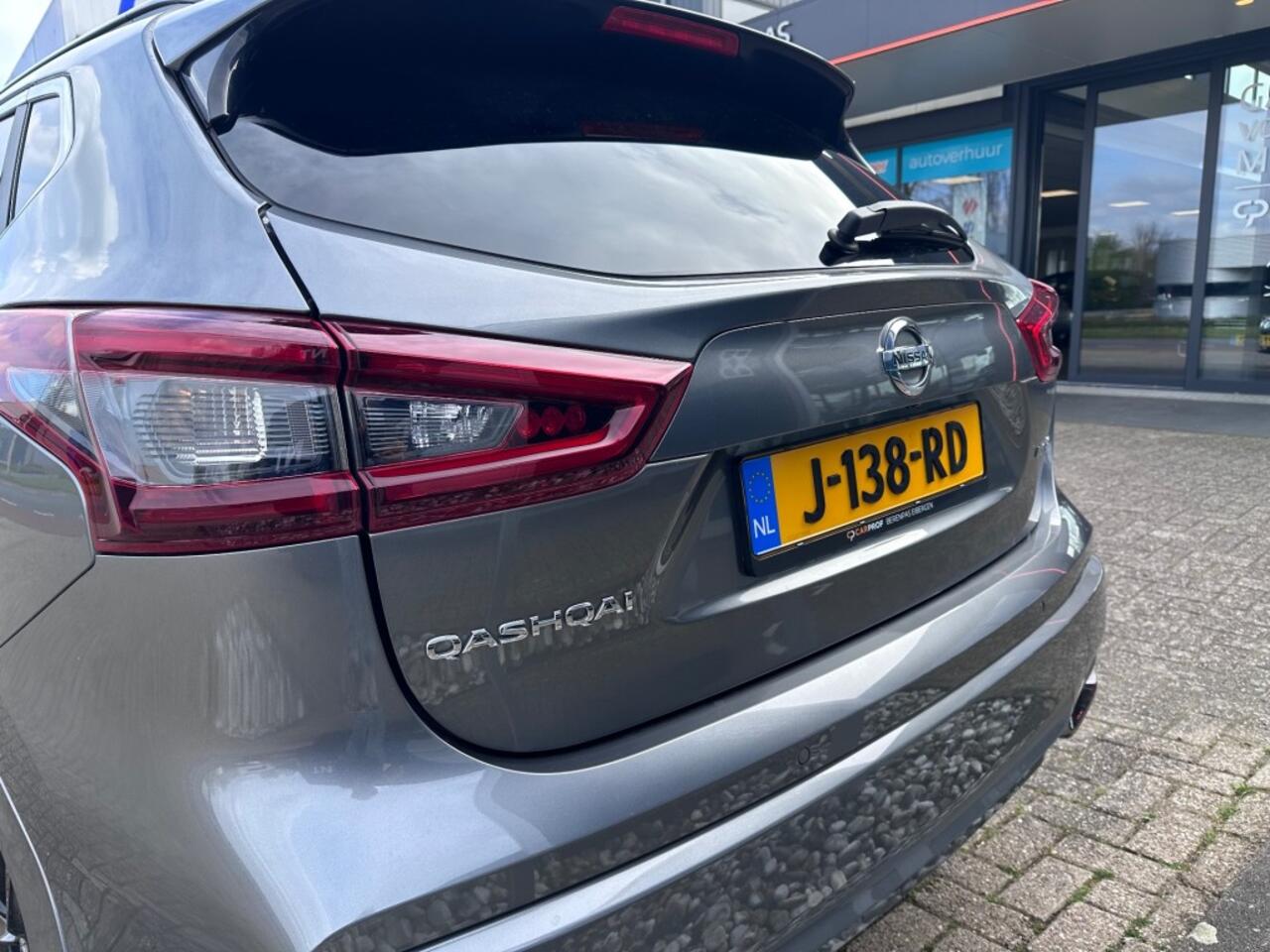 Nissan QASHQAI 1.3 DIG-T N-Tec '' Keyless Entry en Start - Pano - Allseasonbanden ''