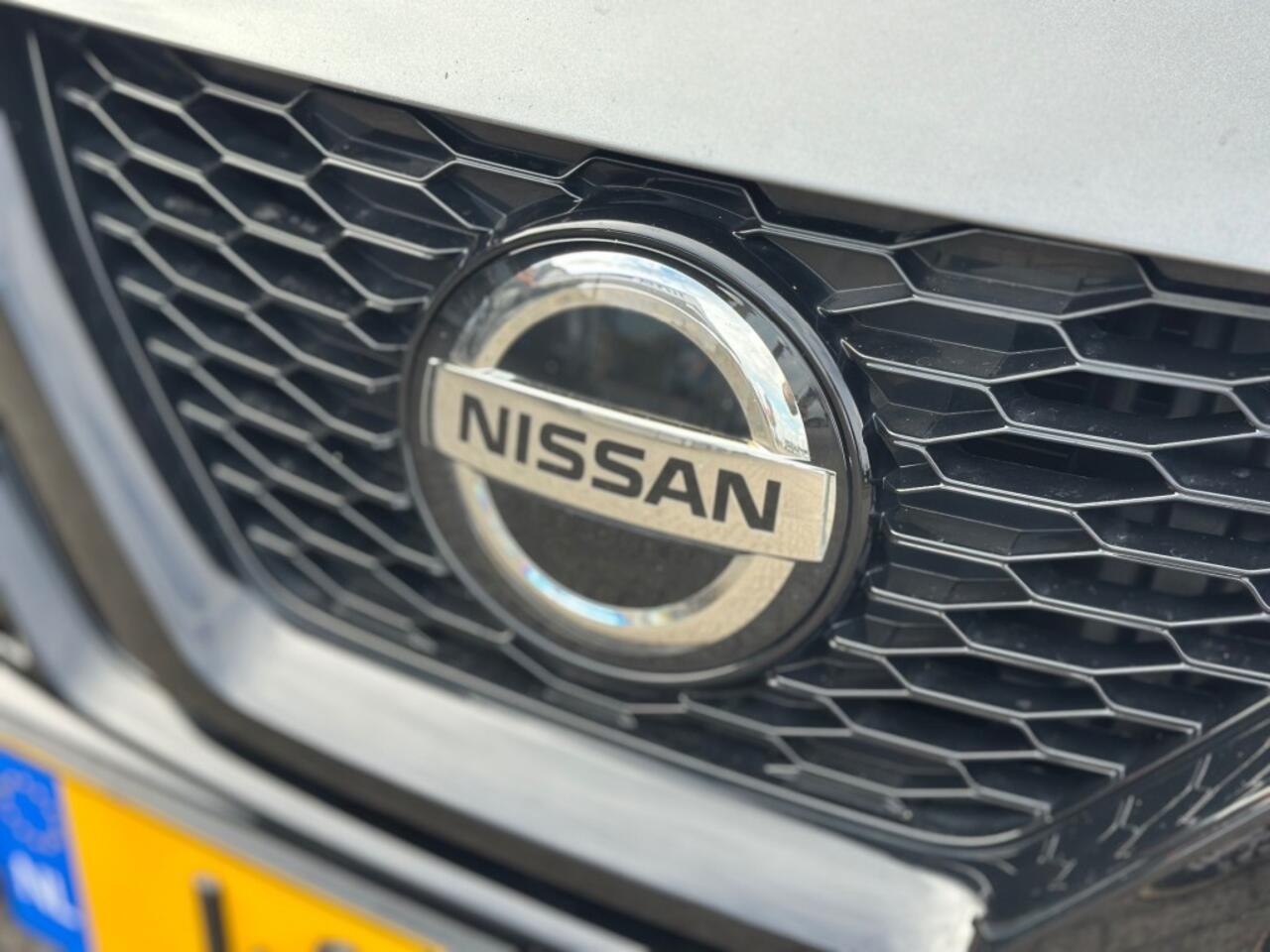 Nissan QASHQAI 1.3 DIG-T N-Tec '' Keyless Entry en Start - Pano - Allseasonbanden ''