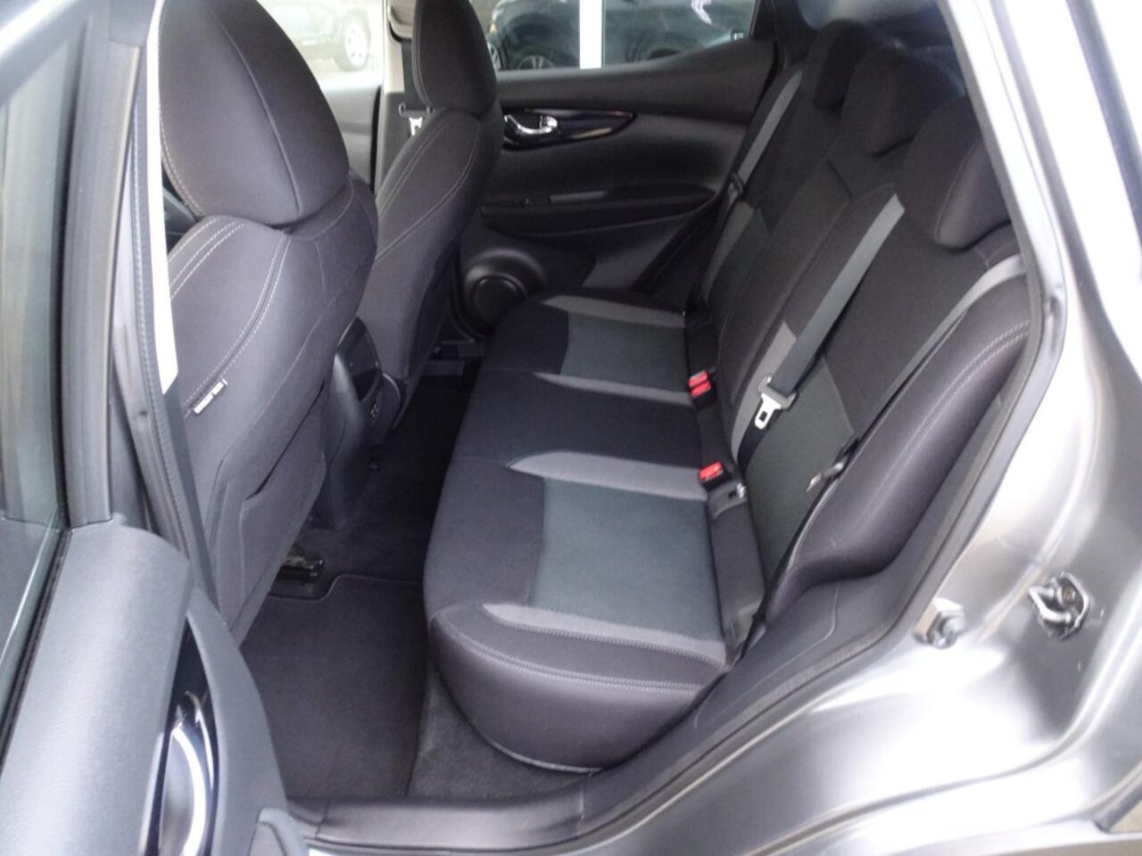 Nissan QASHQAI 1.3 DIG-T Automaat Business Edition 360camera/Trekhaak/Navi/Clima