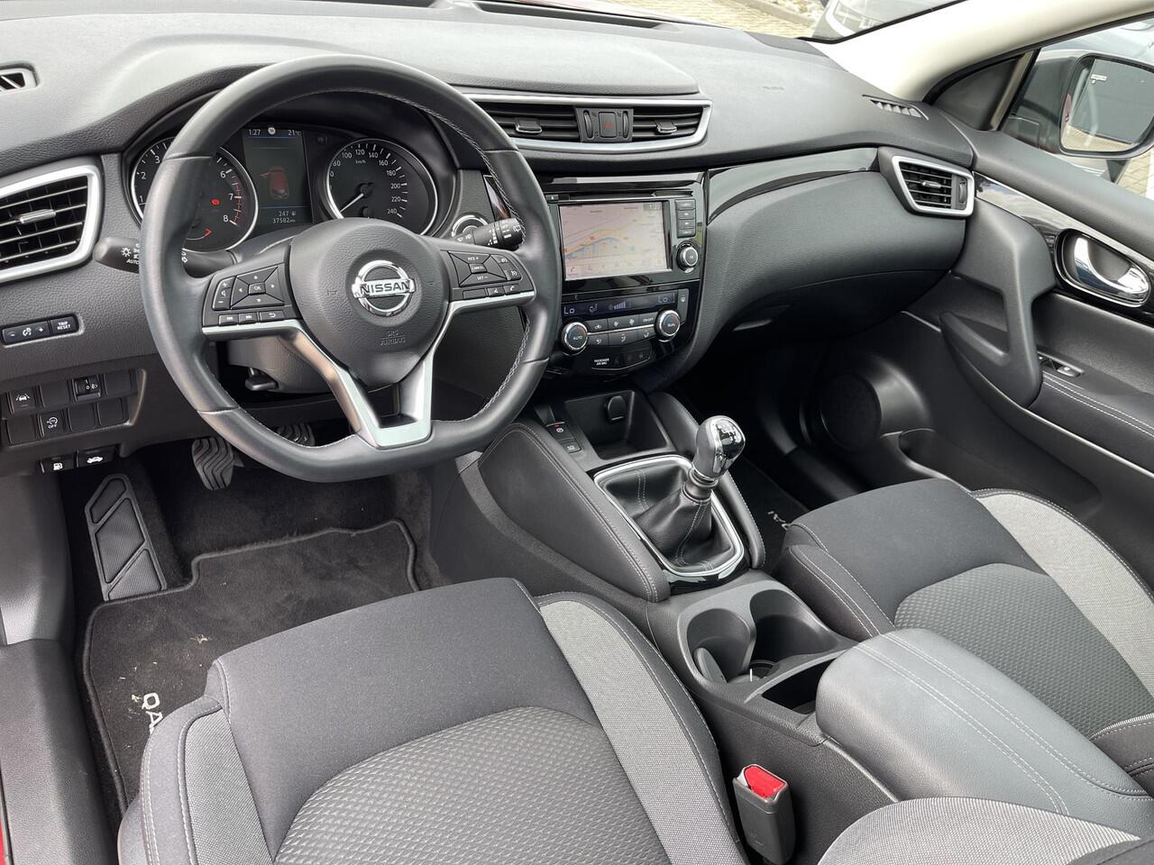 Nissan QASHQAI 1.3 DIG-T Design Edition | Panoramadak | Apple Carplay/Android Auto | Keyless Entry | 360° Camera | Cruise & Climate Control | Rijklaarprijs!