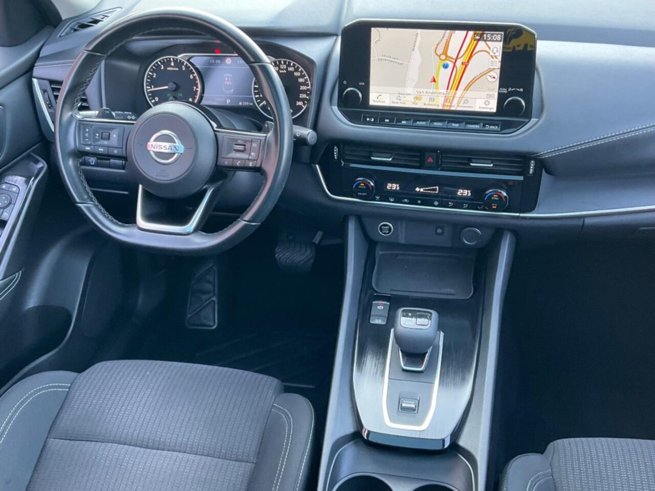 Nissan QASHQAI 1.3 MHEV AUT. 158PK LED PANO-DAK TREKHAAK CAMERA CARPLAY