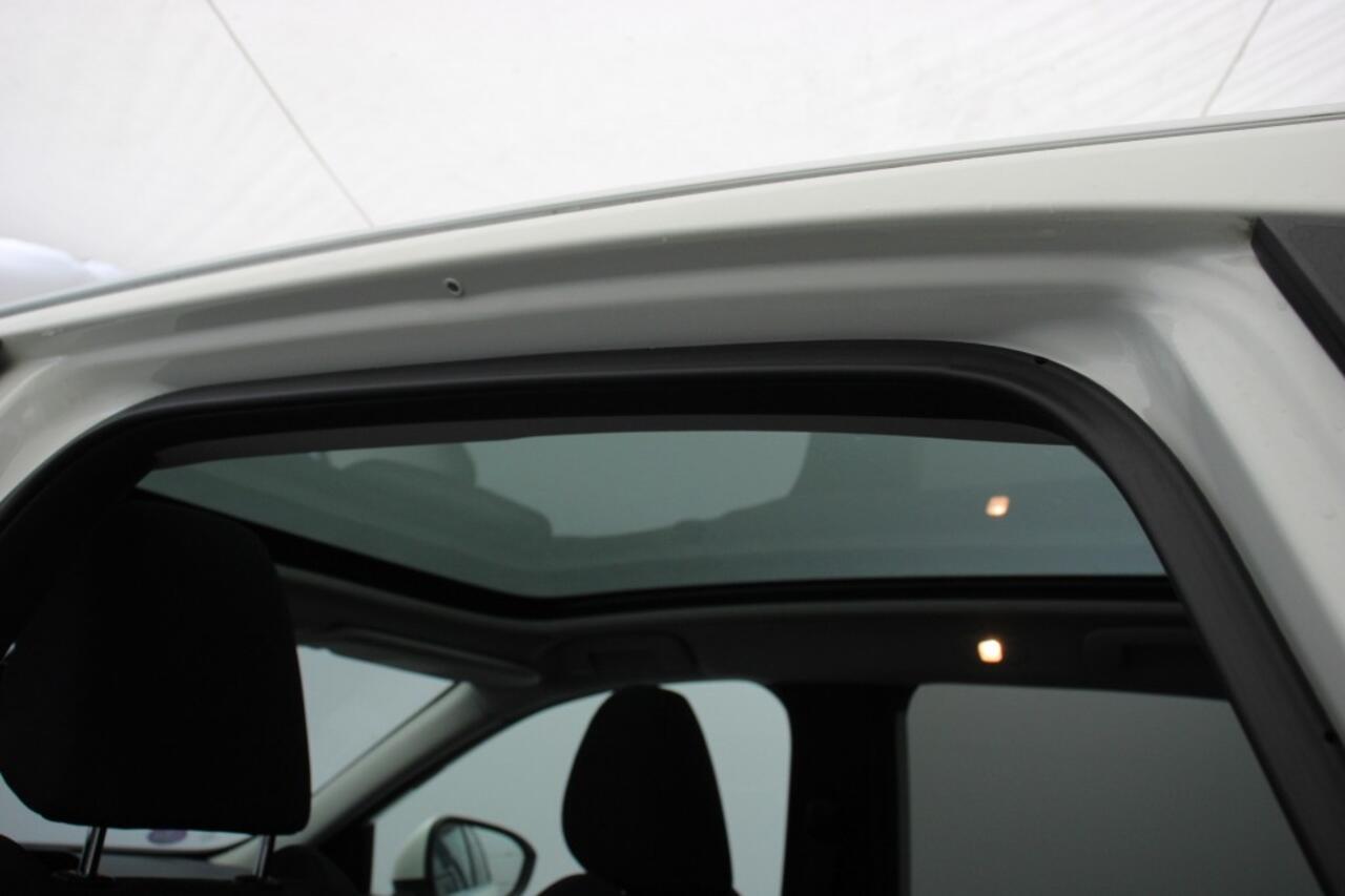 Nissan QASHQAI 1.3 MHEV Accenta - Panorama, Carplay, Navi, Camera - Nieuw Model 2022