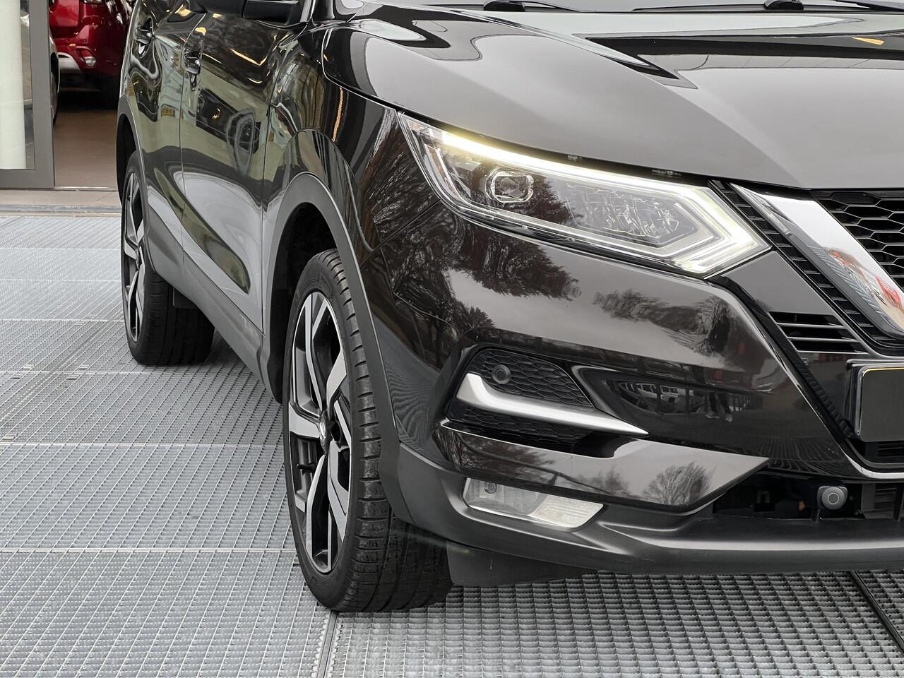 Nissan QASHQAI 1.3 DIG-T Premium Edition | Trekhaak | Panorama-Dak | Leder |