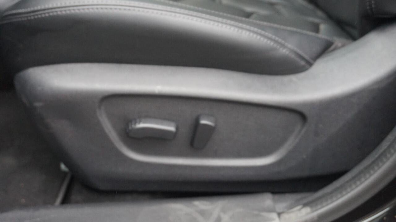 Nissan QASHQAI 1.3 DIG-T Premium Edition Automaat Panoramadak | Elektr Stoelverst. | Lederen bekleding