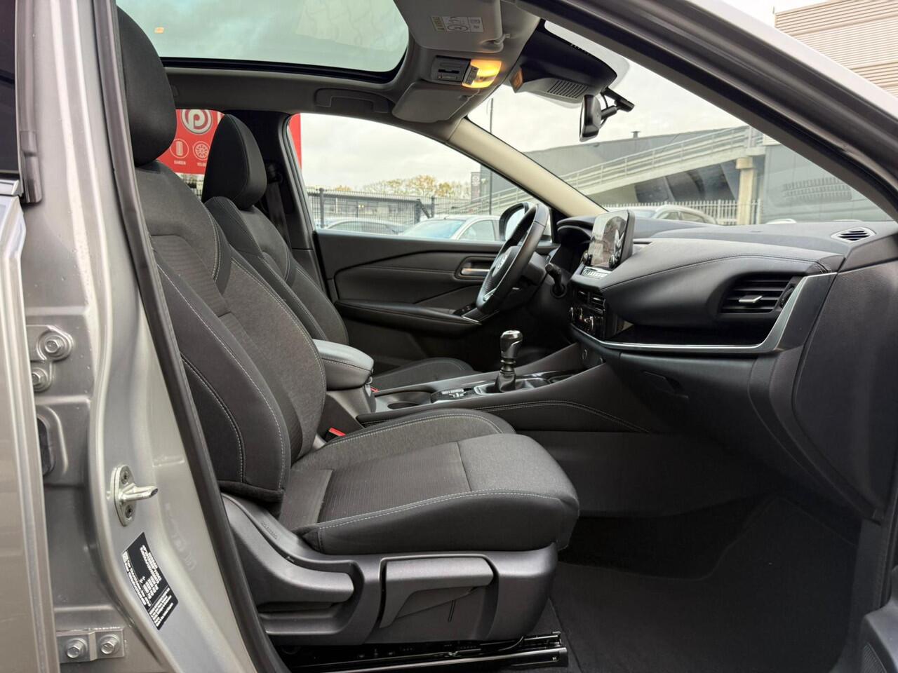 Nissan QASHQAI 1.3 MHEV Premiere Edition *Trekhaak & ACC*