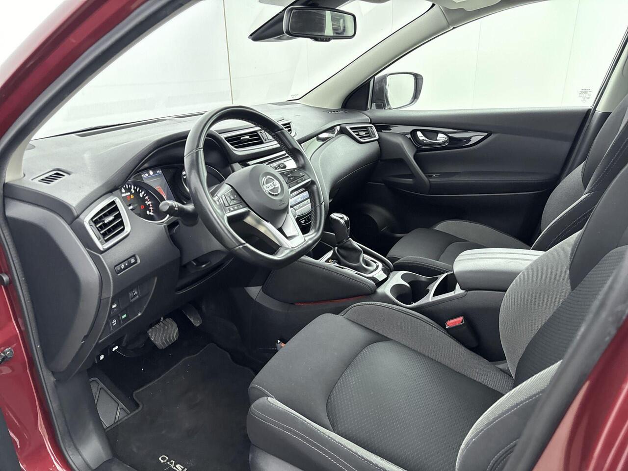 Nissan QASHQAI 1.3 DIG-T Design Edition 160PK | Automaat | Trekhaak | Navigatie | Panoramadak | 360 Graden Camera