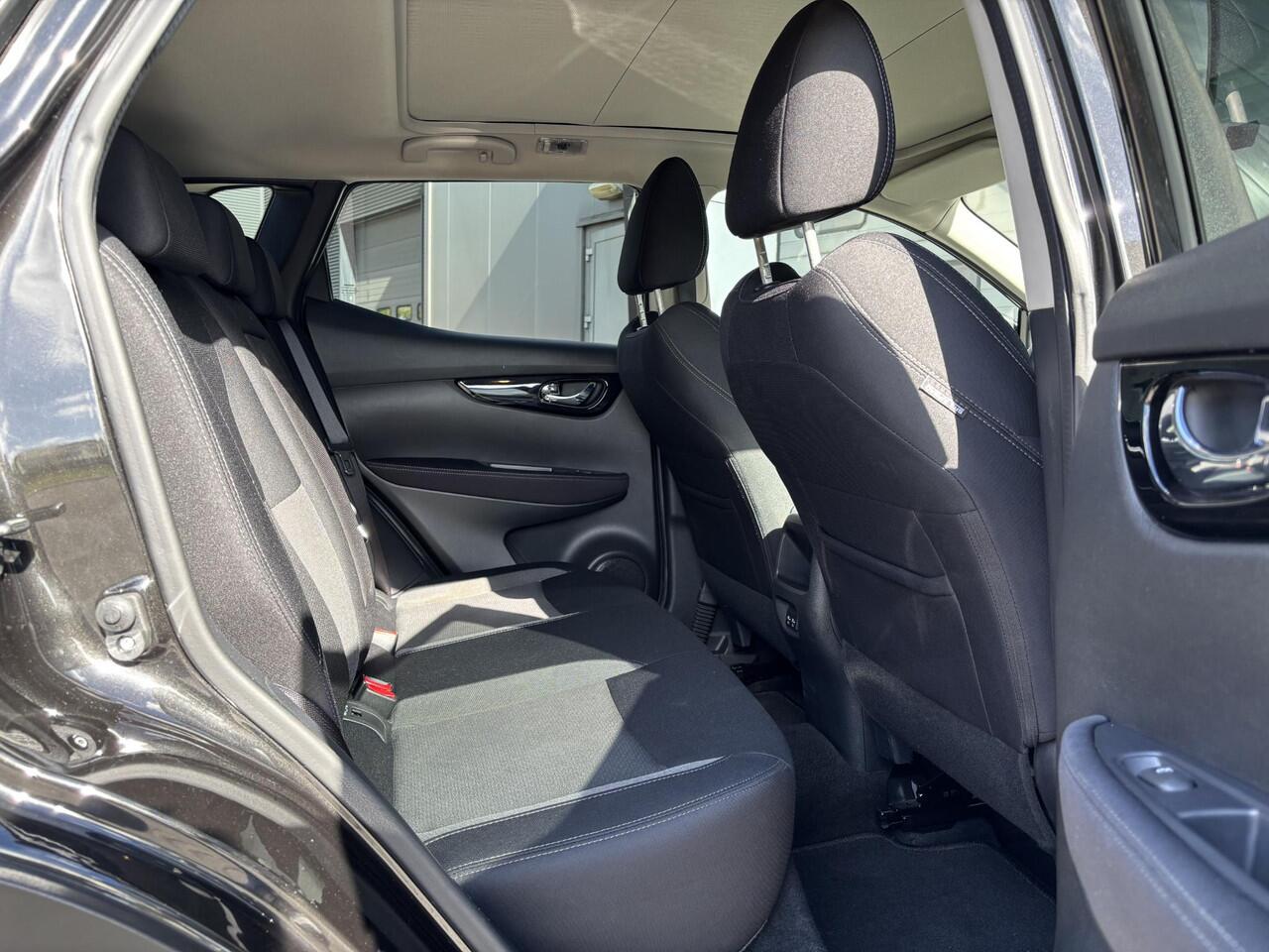 Nissan QASHQAI 1.3 DIG-T Design Edition | Trekhaak | Panoramadak | Apple Carplay/Android Auto | 360° Camera | Keyless Entry | Rijklaarprijs!