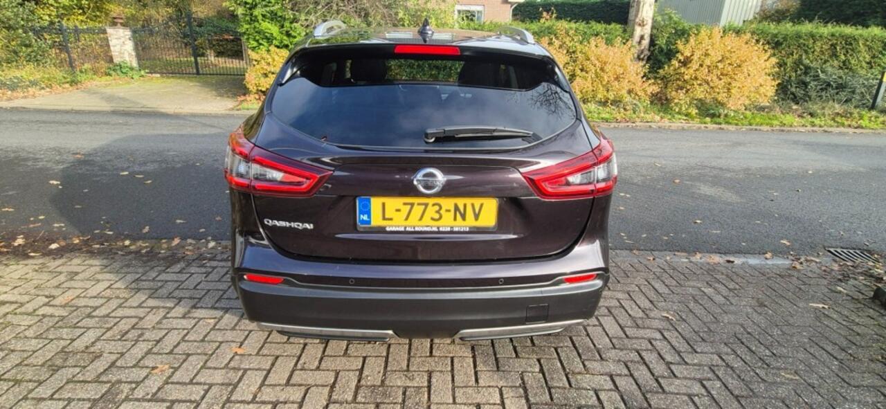 Nissan QASHQAI 1.3 DIG-T Premium Edition*leer*Panorama*