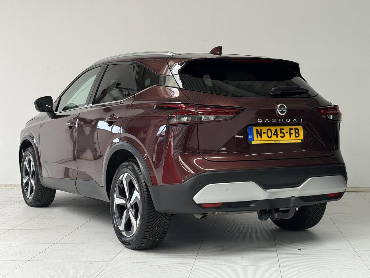 Nissan QASHQAI 1.3 MHEV Xtronic N-Connecta | Navigatie | 360° Camera | All-Season Banden | Panoramadak |