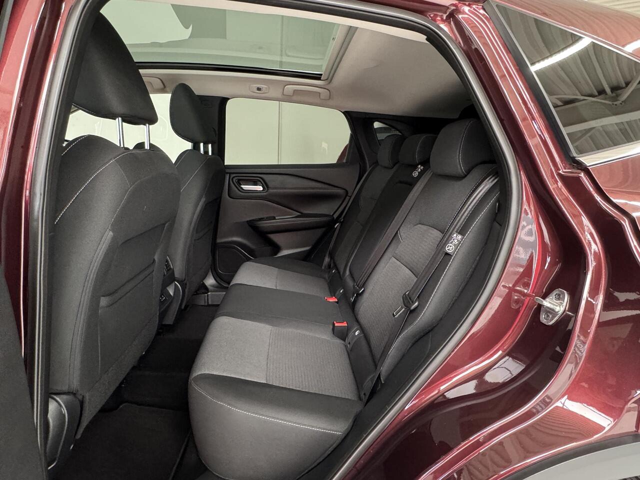 Nissan QASHQAI 1.3 MHEV Xtronic N-Connecta | Navigatie | 360° Camera | All-Season Banden | Panoramadak |