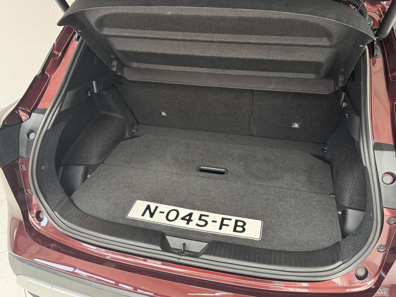 Nissan QASHQAI 1.3 MHEV Xtronic N-Connecta | Navigatie | 360° Camera | All-Season Banden | Panoramadak |