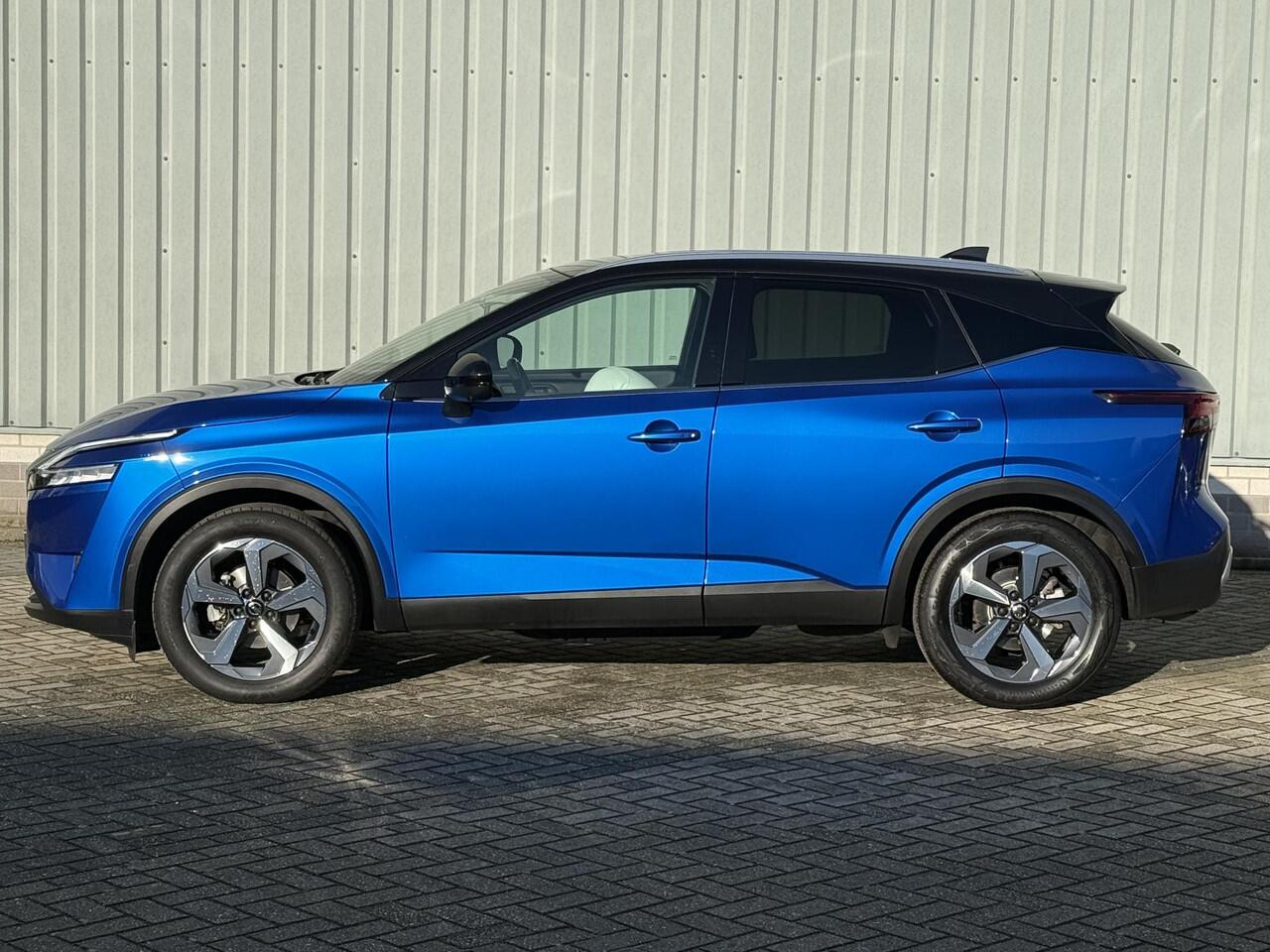 Nissan QASHQAI 1.3 MHEV Xtronic Premiere Edition / Trekhaak 1800 KG / Panoramadak / Head-up Display / Navigatie / 360 Graden Camera / Adaptive Cruise Control / Dual-Zone Climate Control /