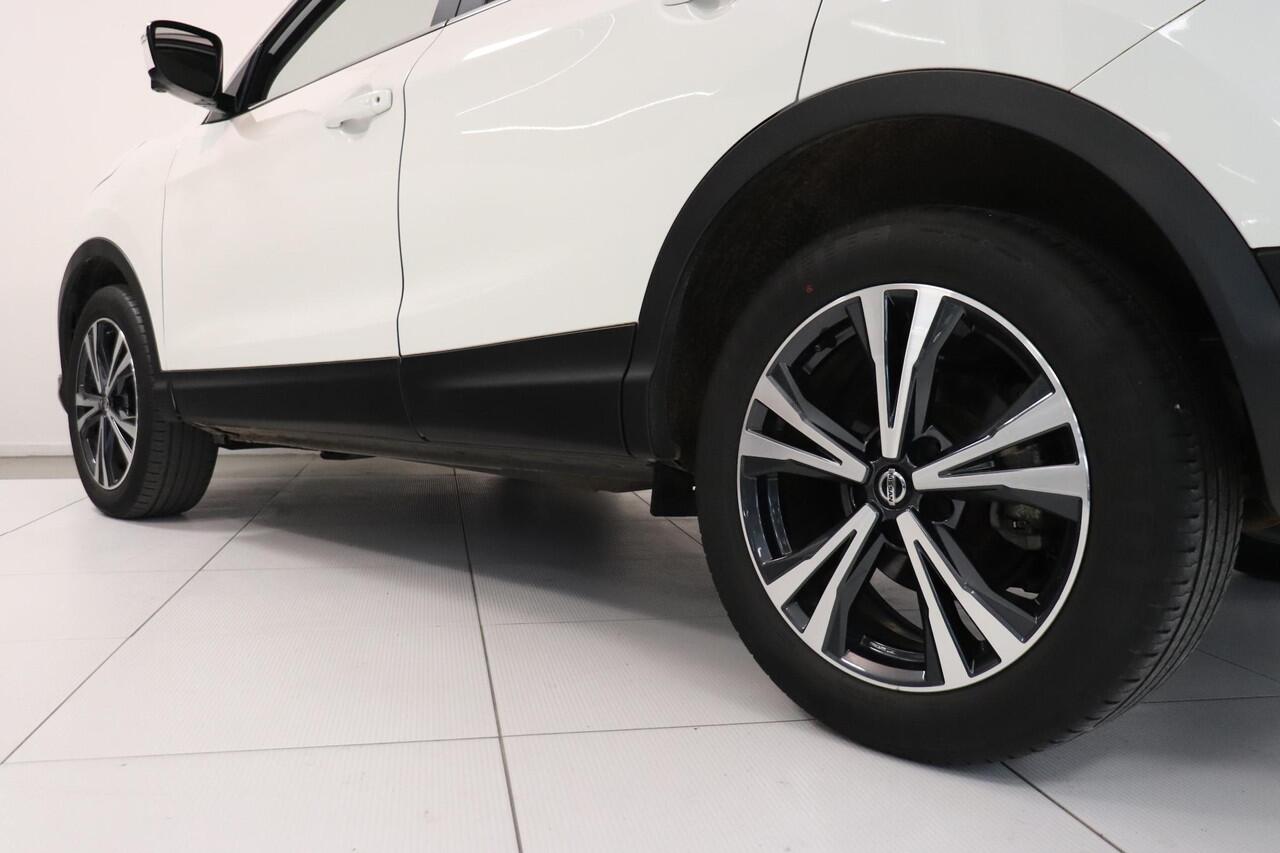 Nissan QASHQAI 1.3 DIG-T 160 Pk Design Edition | Panoramadak | Trekhaak | 360° Camera | Climate control | AppleCArplay AndroidAuto |
