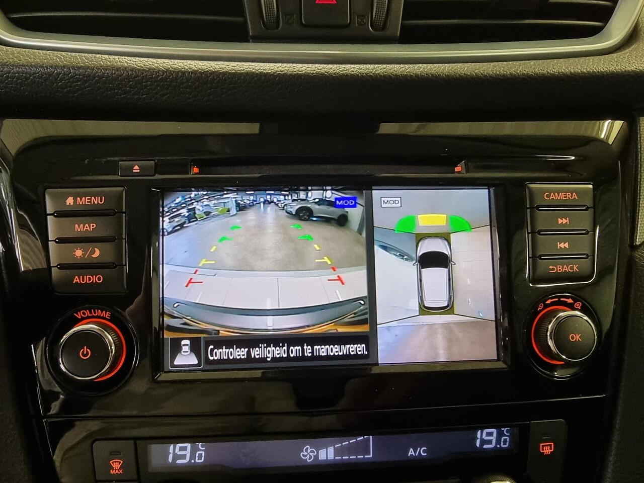 Nissan QASHQAI 1.3 DIG-T Premium Edition | Lederen bekleding | Panoramadak | 360º Camera |