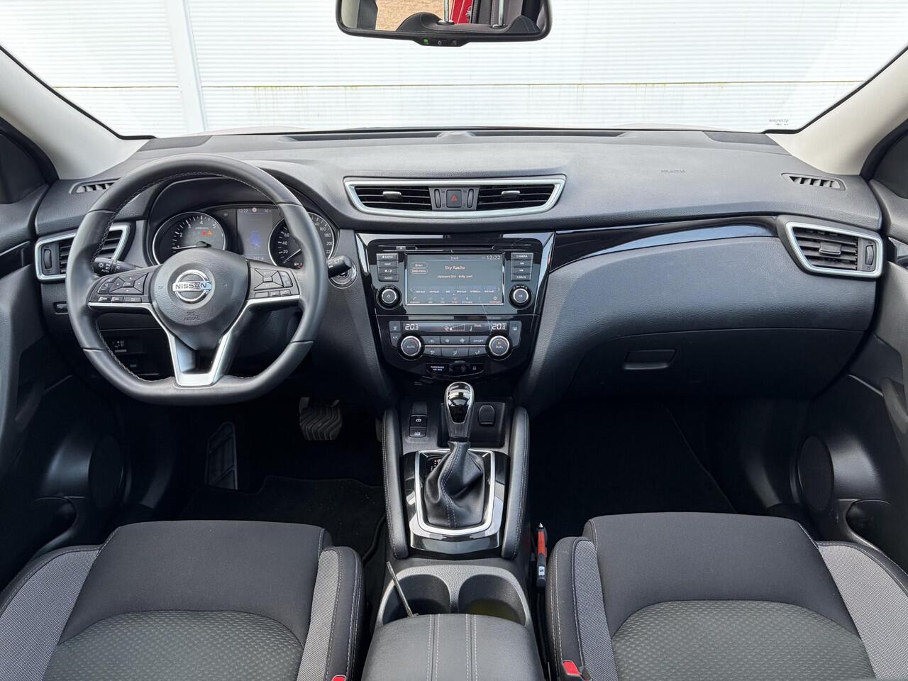 Nissan QASHQAI 1.3 DIG-T Design Edition / Trekhaak 1500 kg/ Airco (automatisch) / Cruise control / Dealer onderhouden/